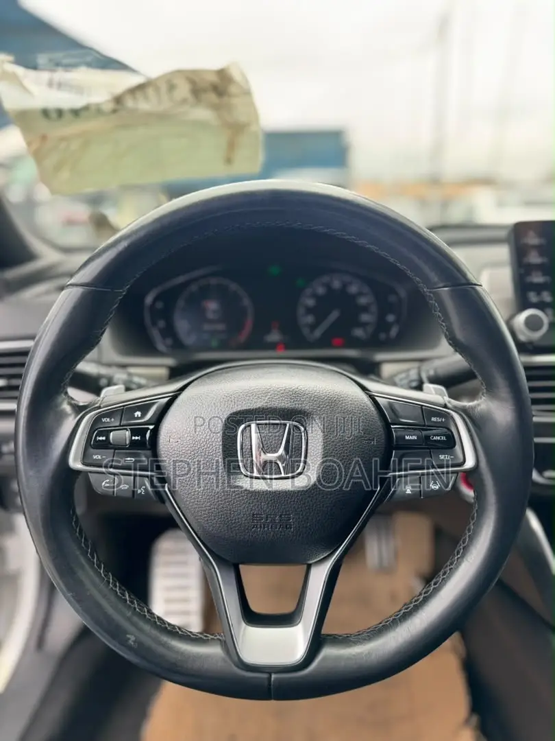 Honda Accord Sport (2.0L 4cyl Turbo 10A) 2019 White