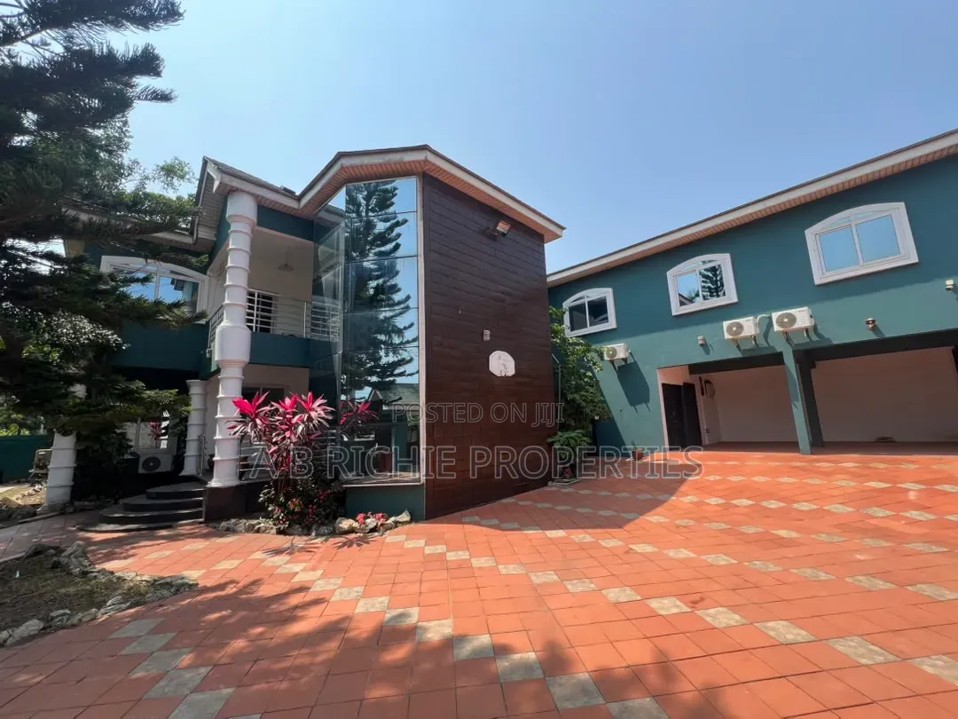 8bdrm Mansion in Ab Richie Properties, Tseaddo for rent