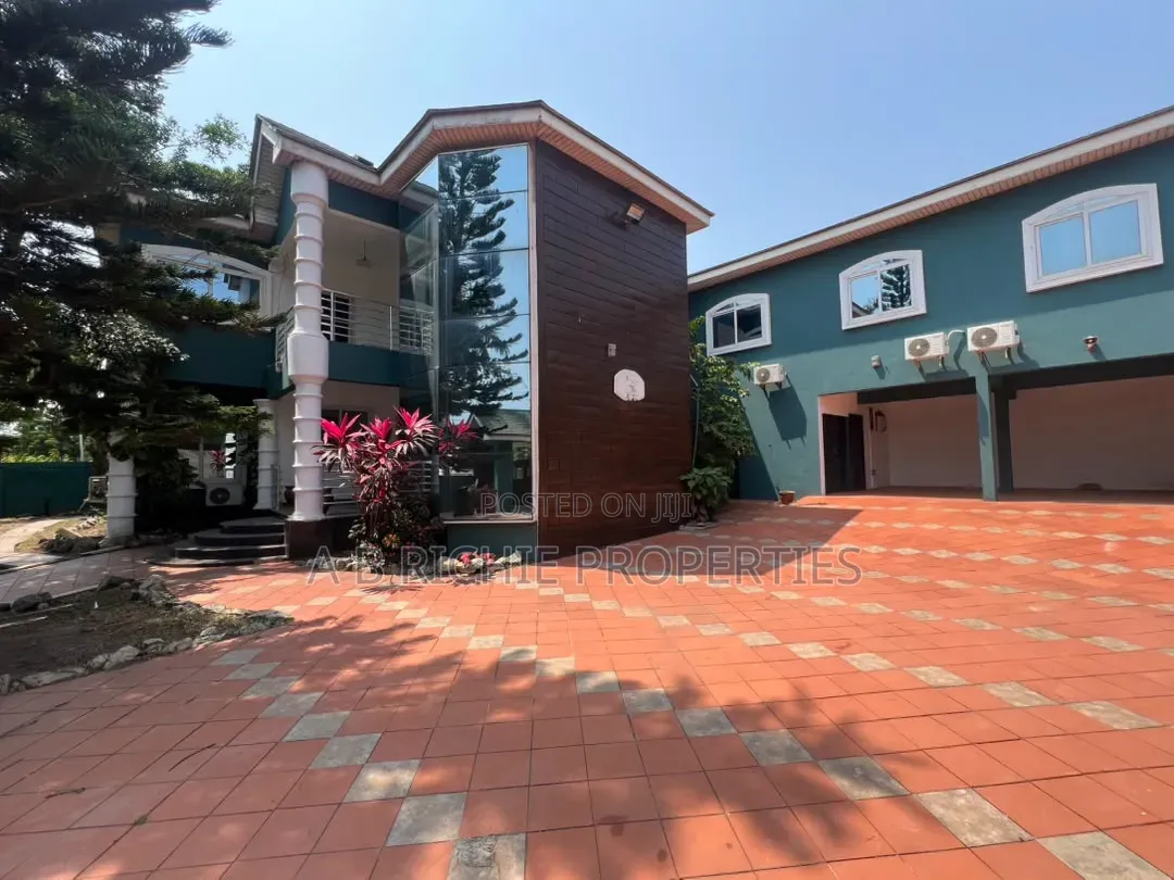 8bdrm Mansion in Ab Richie Properties, Tseaddo for rent