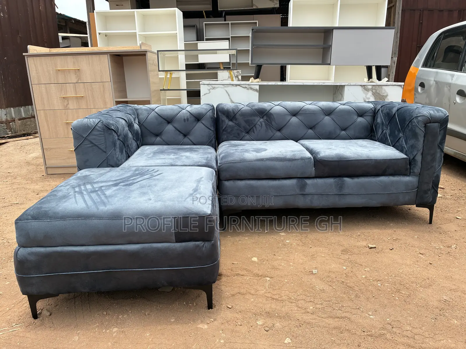 Dark Gray L Shape Sofa // Fast and Reliable in Delivery