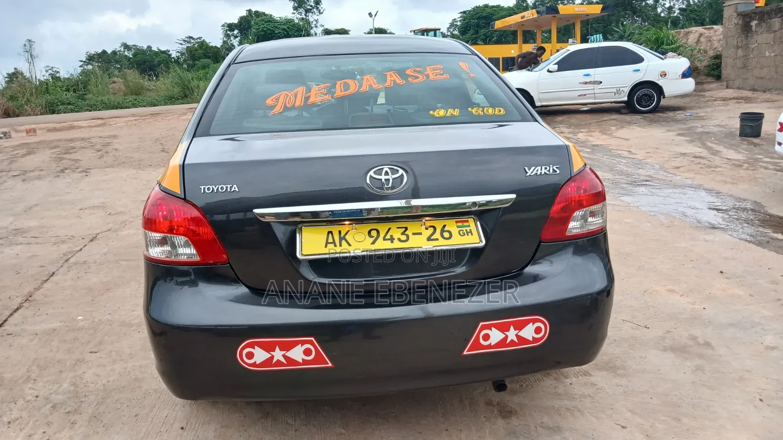 Toyota Yaris 2010 Gray
