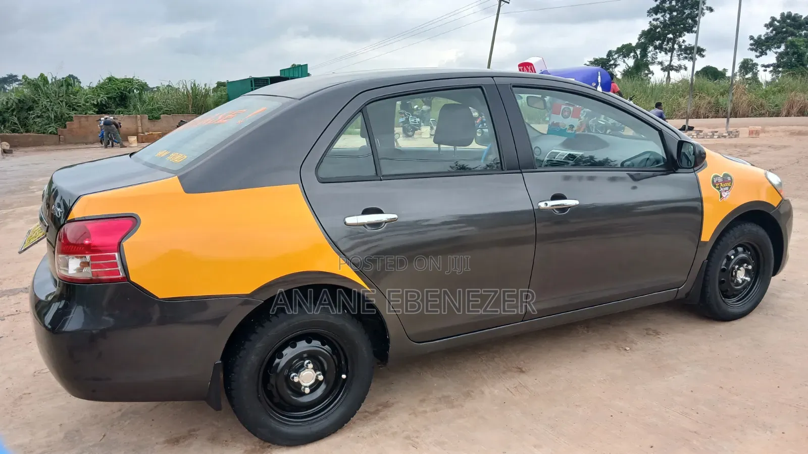 Toyota Yaris 2010 Gray