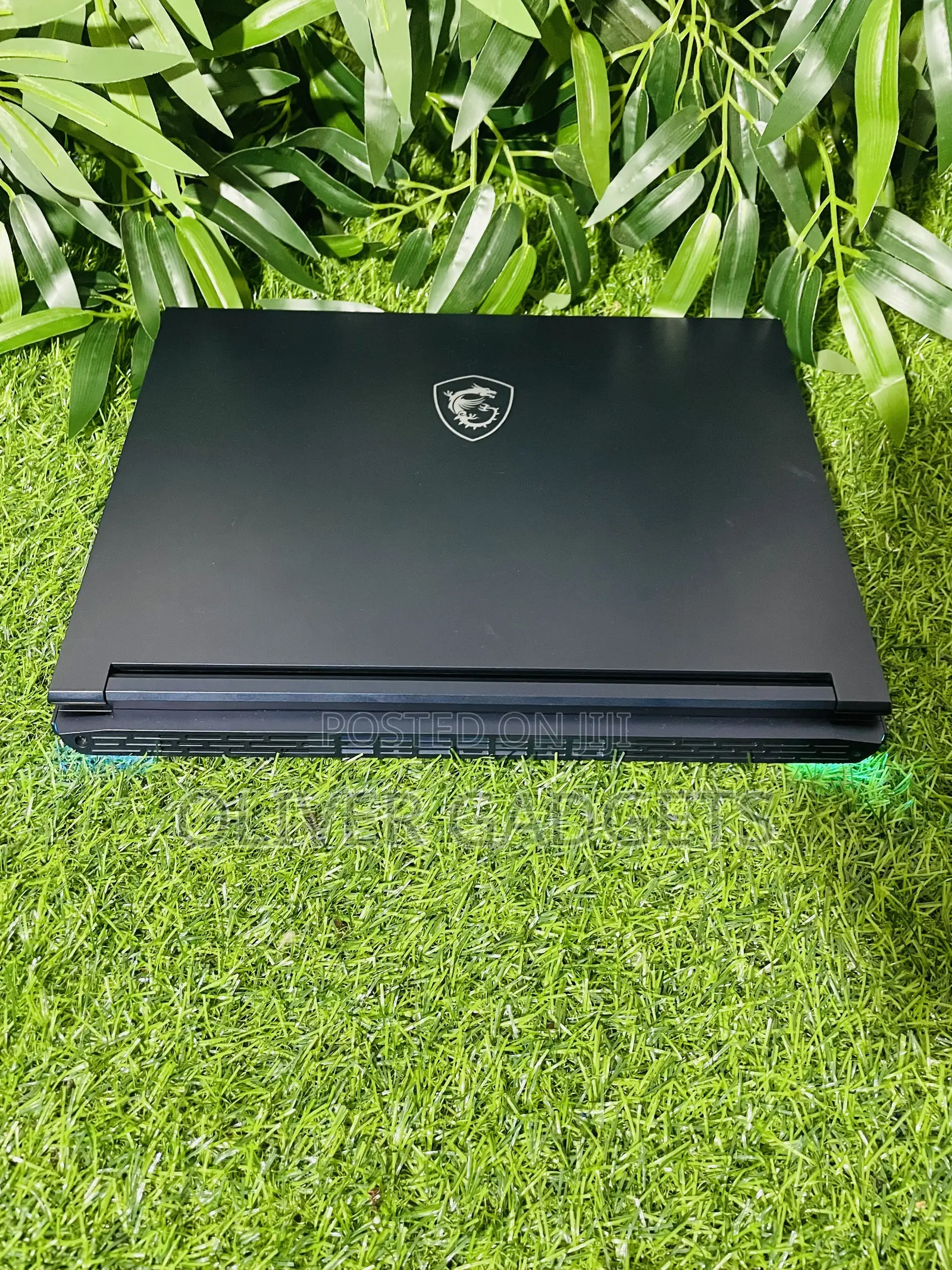 Laptop MSI Stealth 14 Studio A13VF 16GB Intel Core i7 SSD 512GB