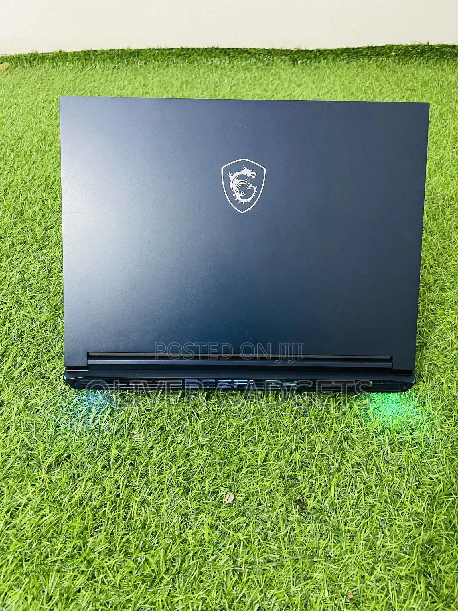 Laptop MSI Stealth 14 Studio A13VF 16GB Intel Core i7 SSD 512GB