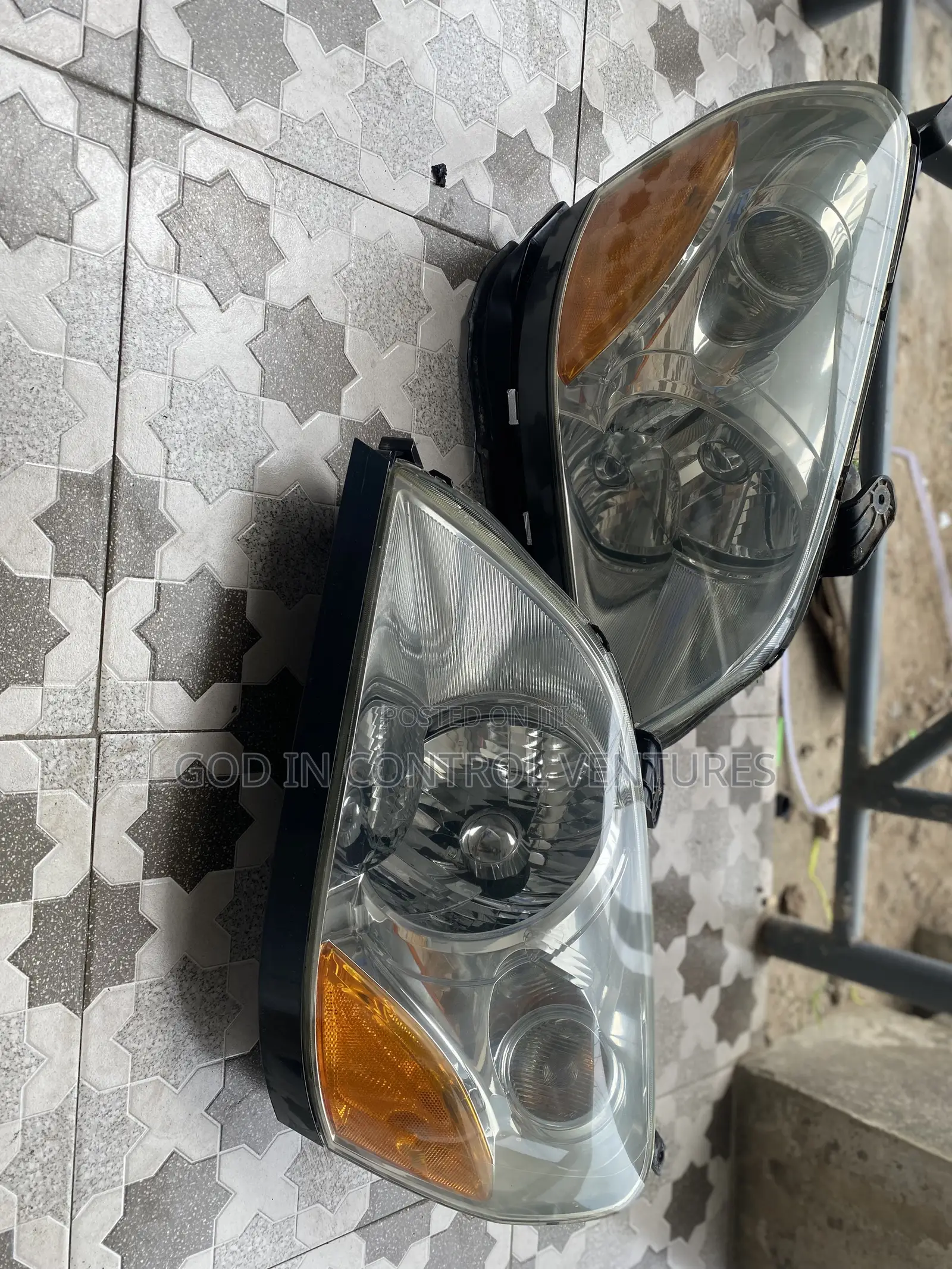 Honda Pilot 2002 Headlight
