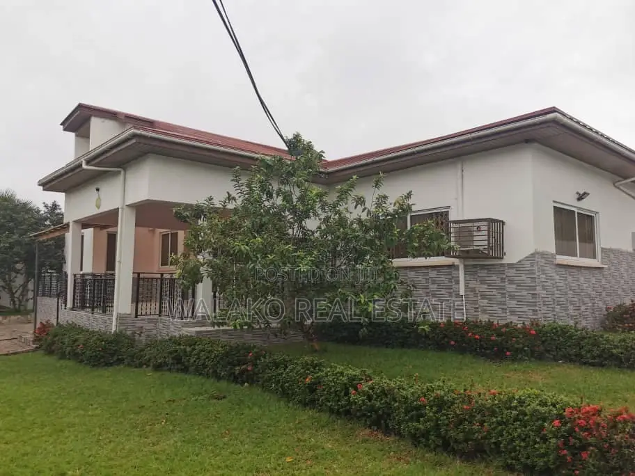 7bdrm House in Kwabenya for rent