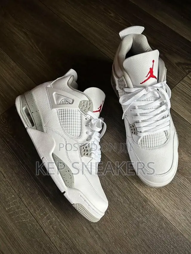 Nike Air Jordan IV Retro "White Oreo"