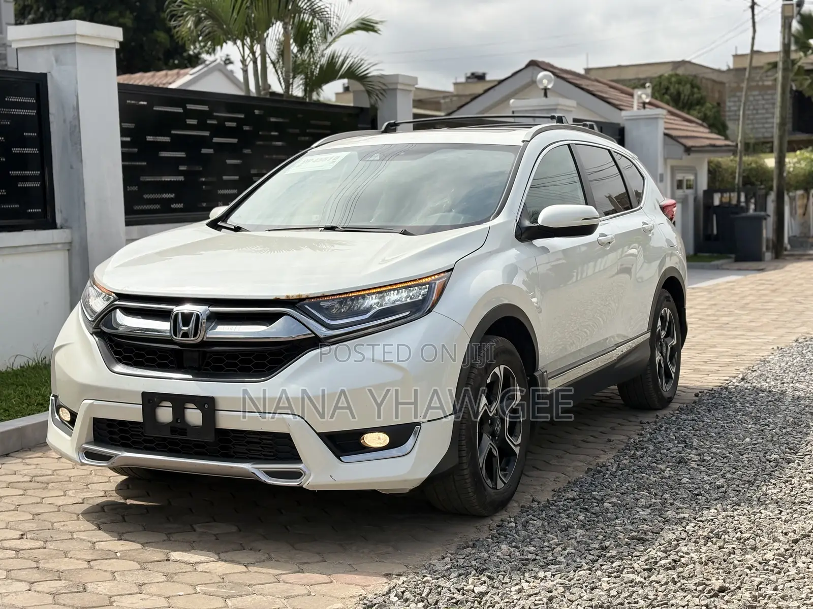 Honda CR-V Touring 4dr SUV (1.5L 4cyl CVT) 2017 White