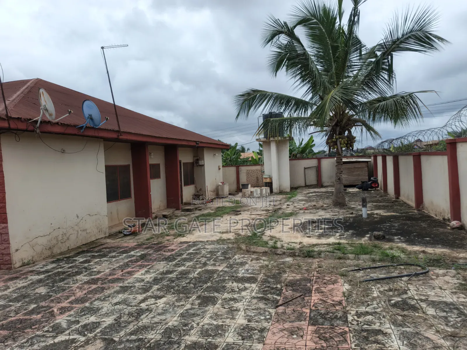 4bdrm House in Esereso Feyiase, Kumasi Metropolitan for sale