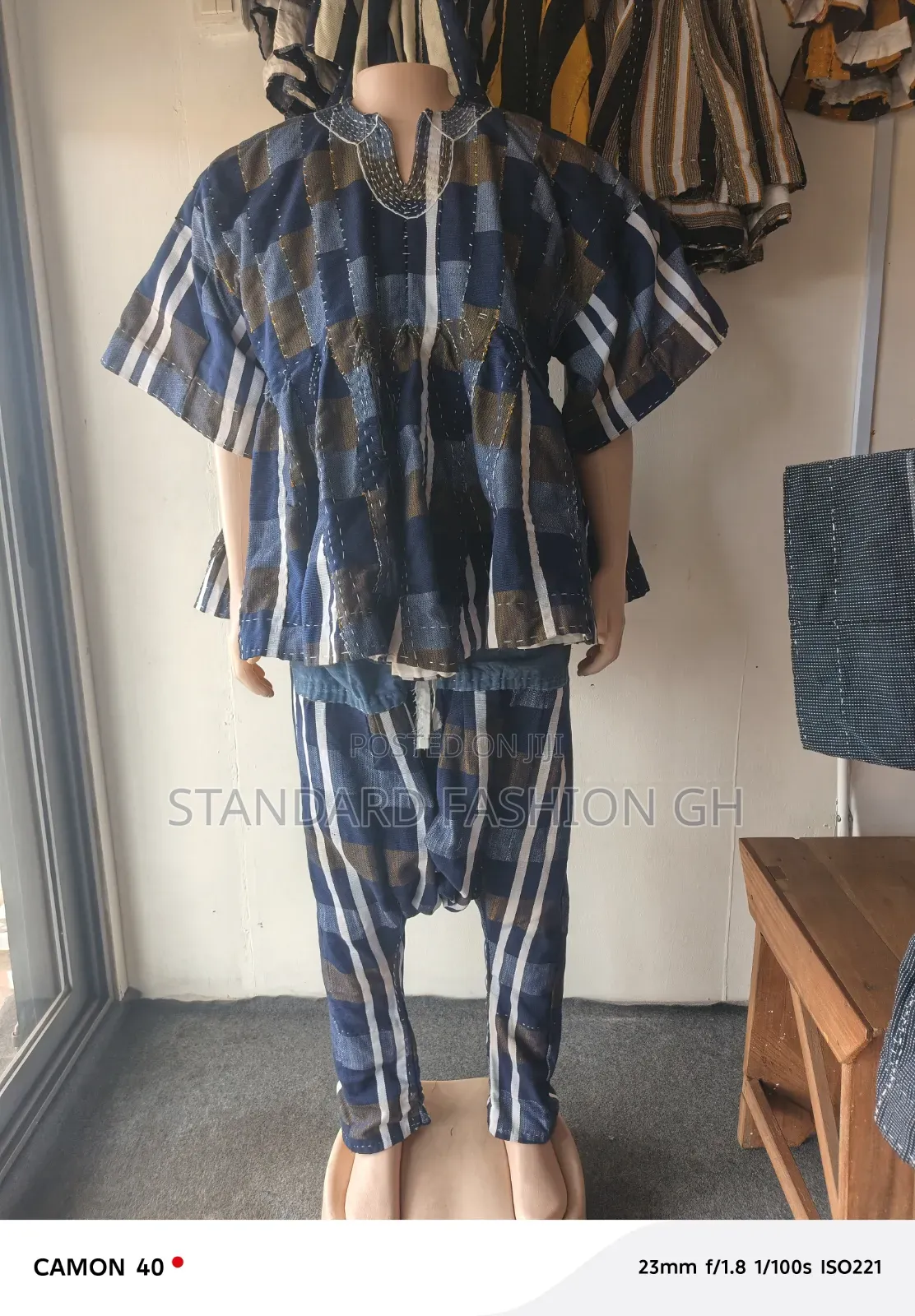 Kings Smock