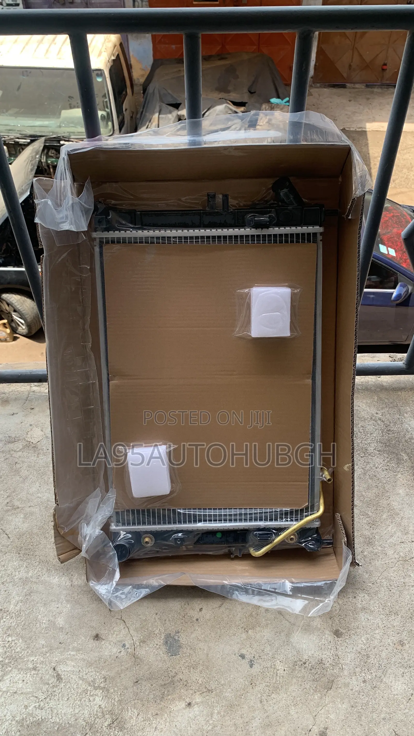 Hyundai Elantra 2016-2019 Kia Forte 2019-2023 Radiator/Water Tank