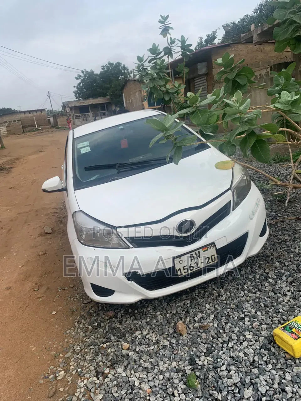 Toyota Vitz 2012 White
