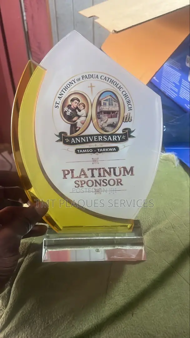 Crystal Award Plaque Branding and Plaque