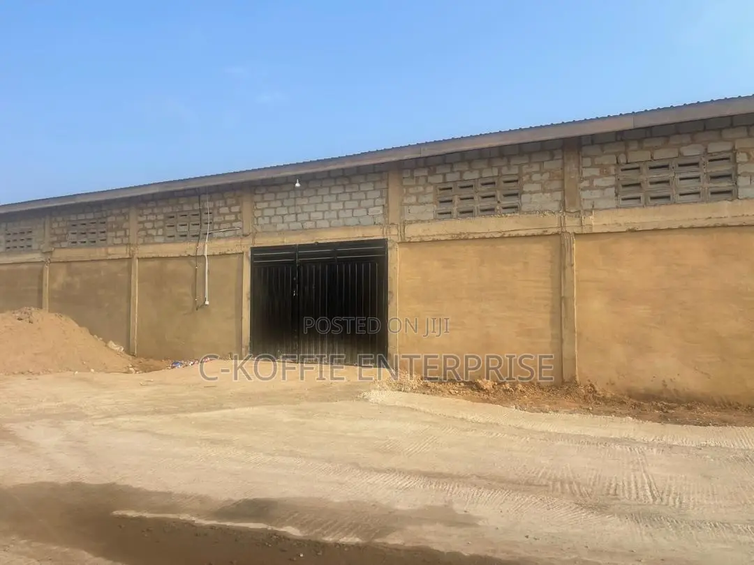 Newly Built 600 SQM Warehouse at Dansoman for Rent
