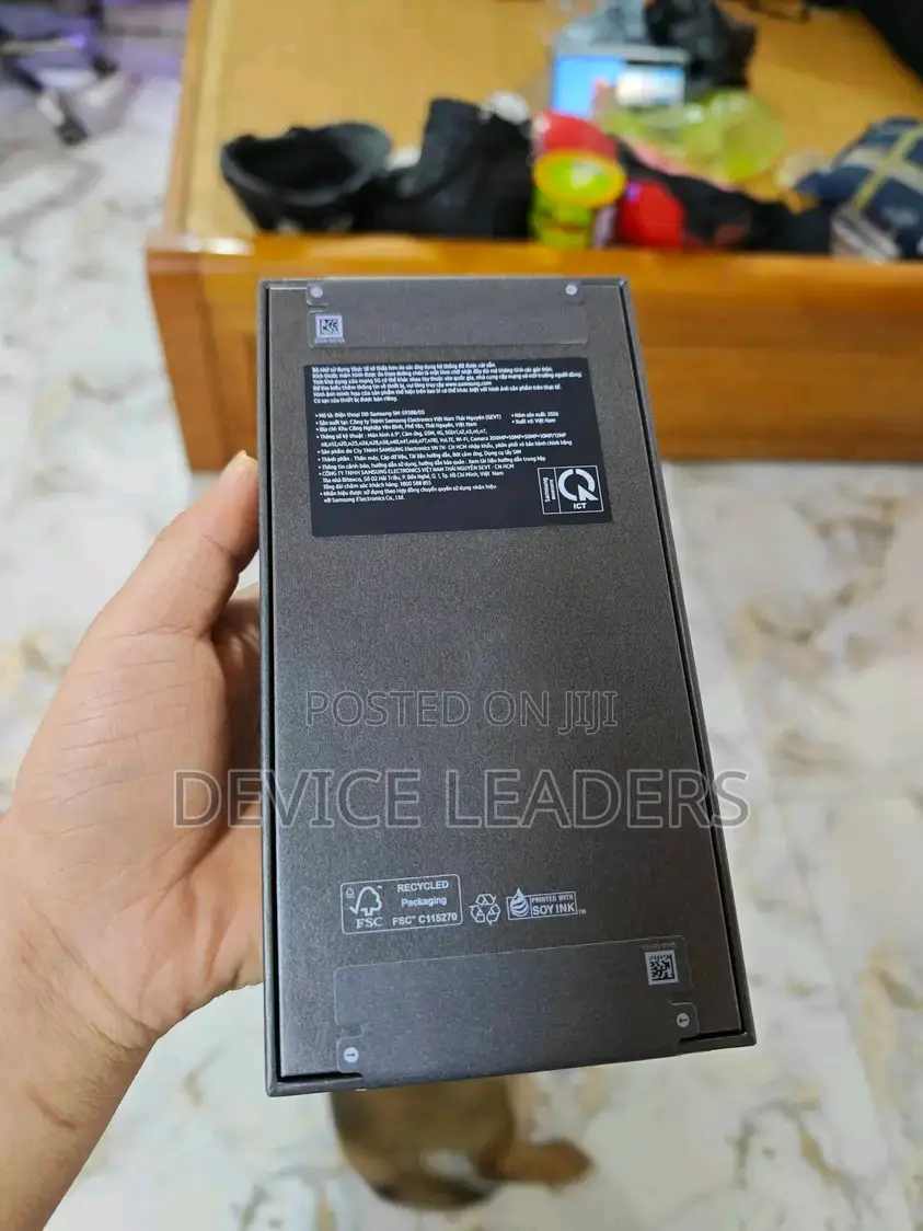 New Samsung Galaxy S25 Ultra 1 TB Black
