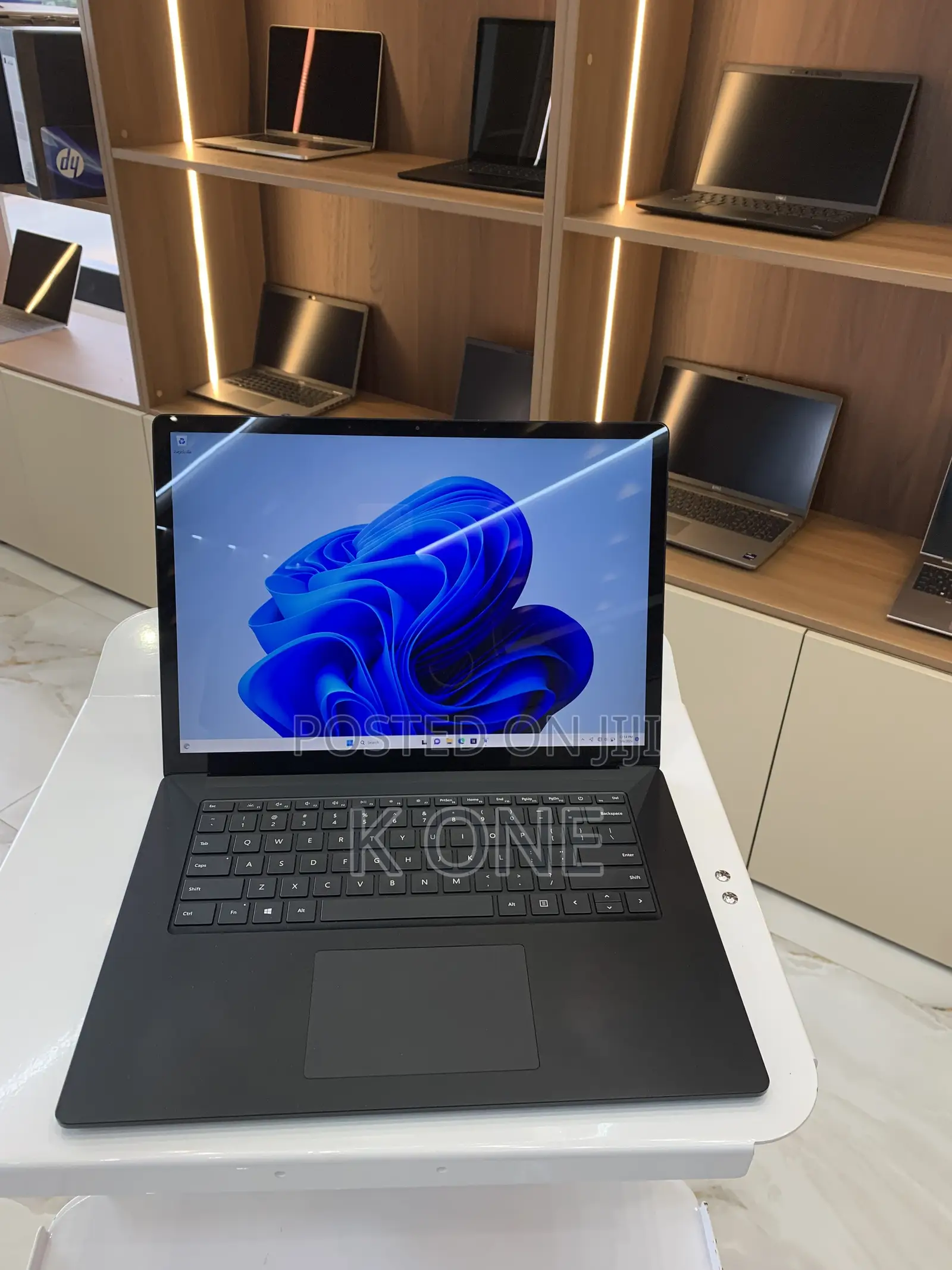 Laptop Microsoft Surface Laptop 6 16GB Intel Core Ultra 7 SSD 256GB