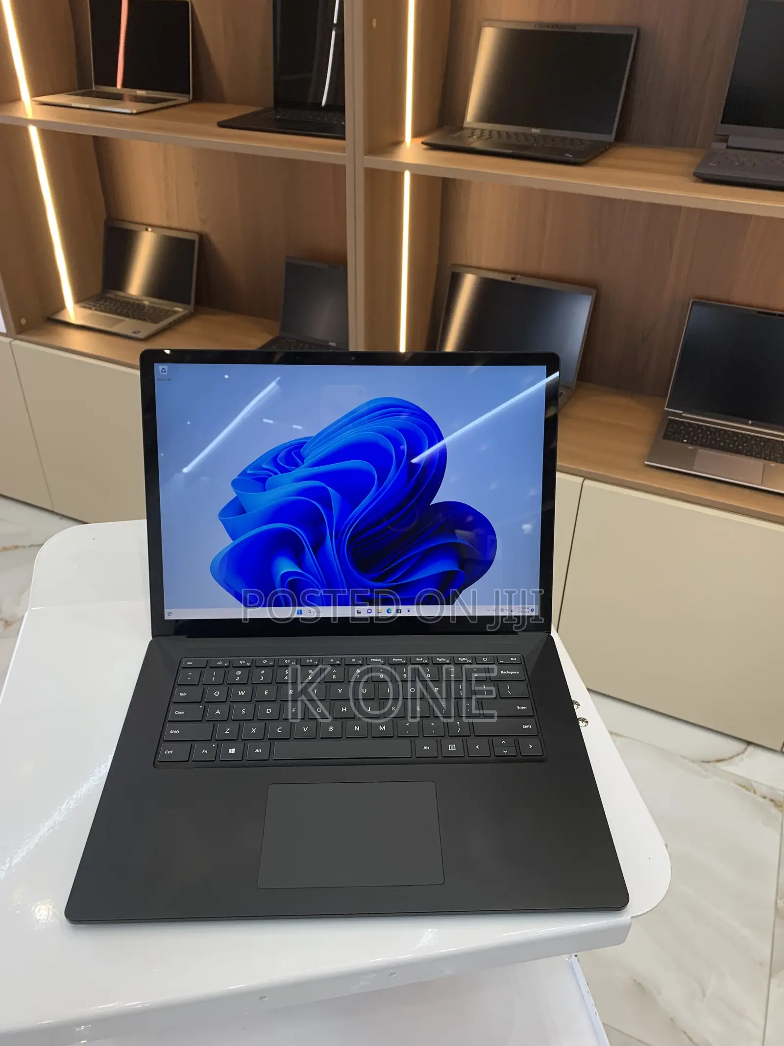 Laptop Microsoft Surface Laptop 6 16GB Intel Core Ultra 7 SSD 256GB