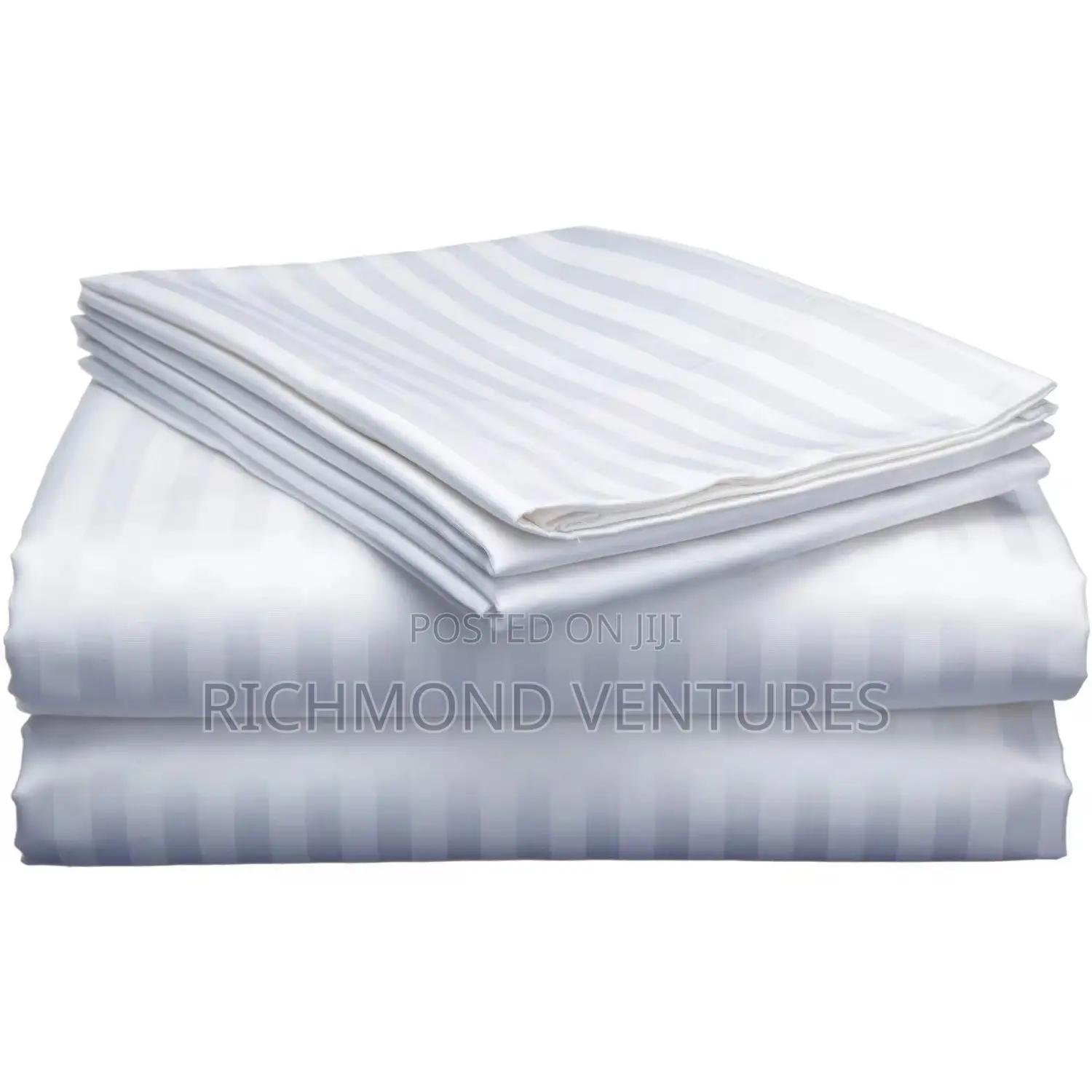 Clean Neat Available White Hotel Bedsheetsl (2 Bedsheet 4 Pillowcase
