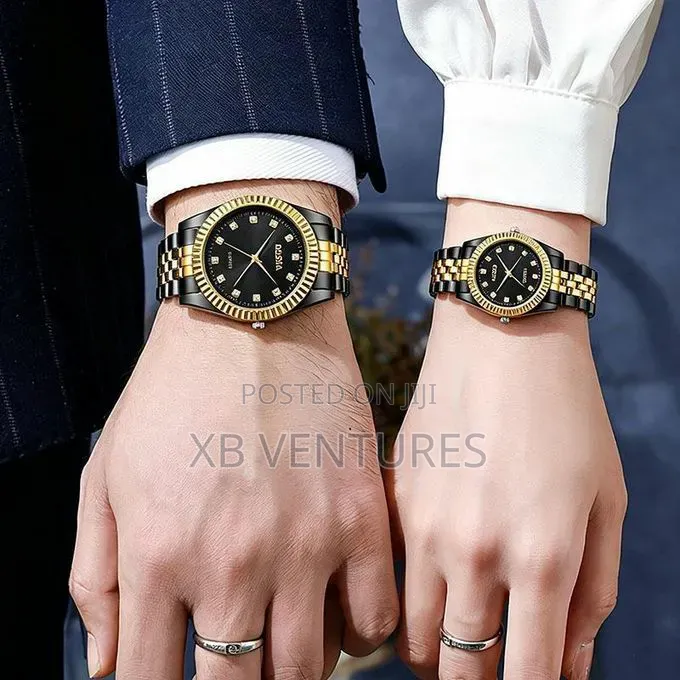 2PCS Couple
Black/Gold
Wristwatches