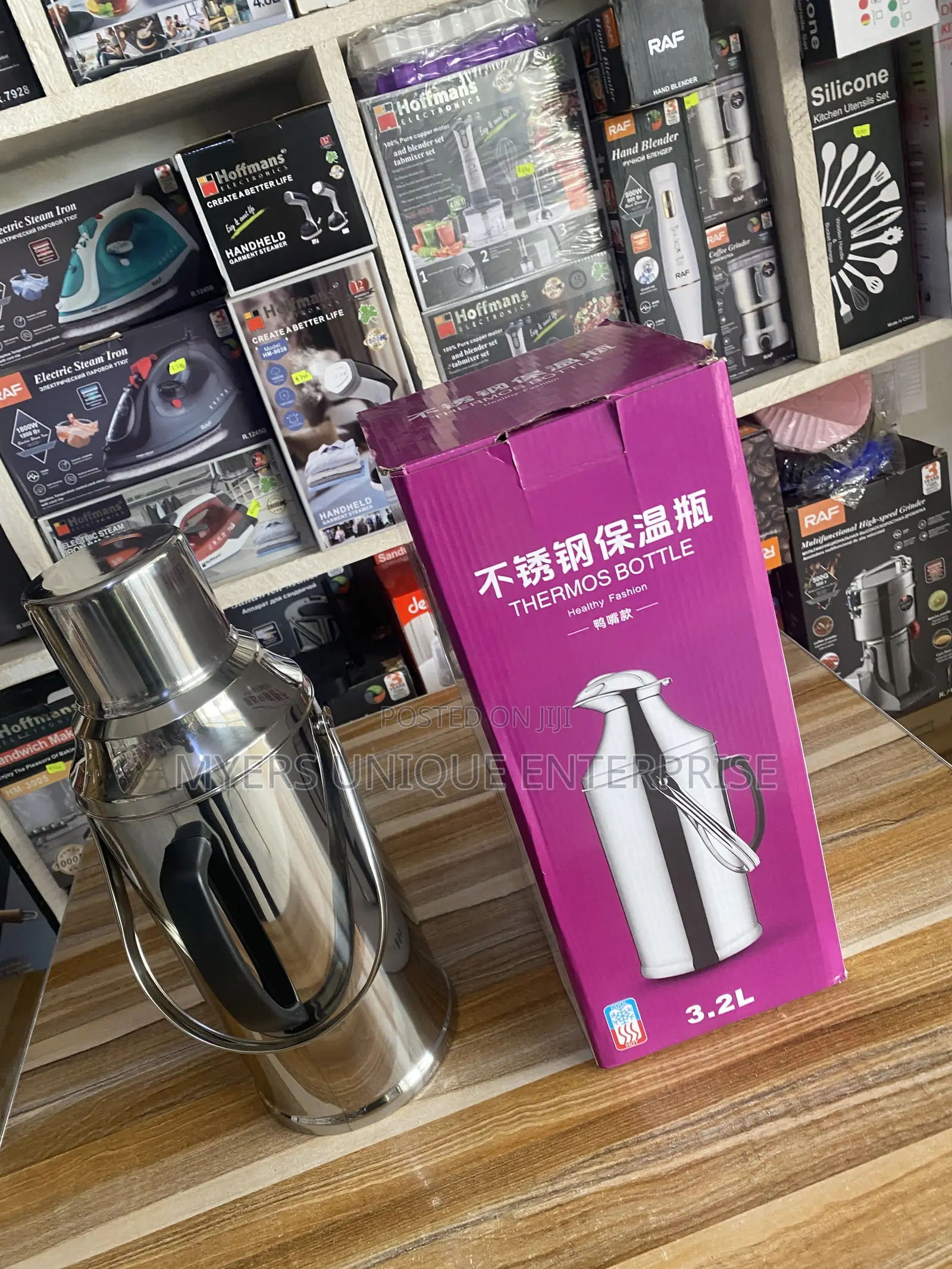 3.2L Stainless Steel Vacuum Flask - Keeps Hot 24 Hours