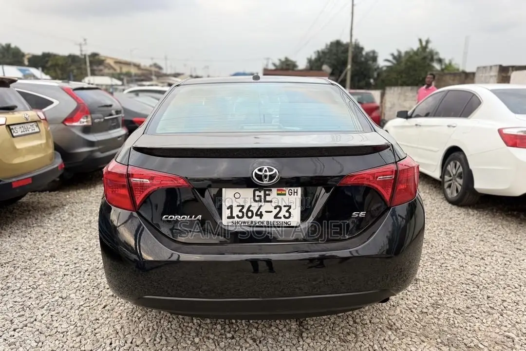 Toyota Corolla 2017 Black
