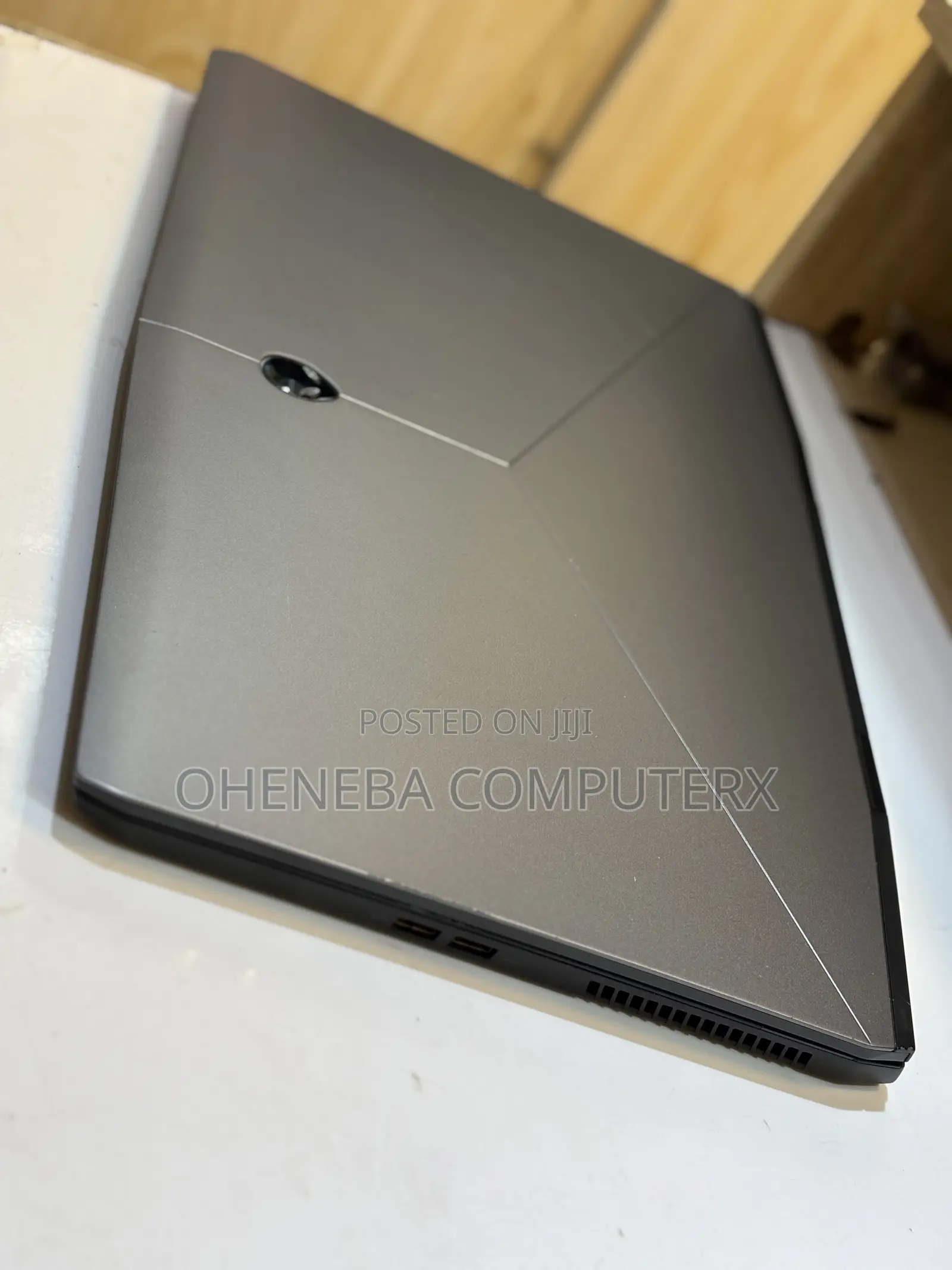 Laptop Dell Allienware M18 R1 16GB Intel Core i7 SSD 512GB