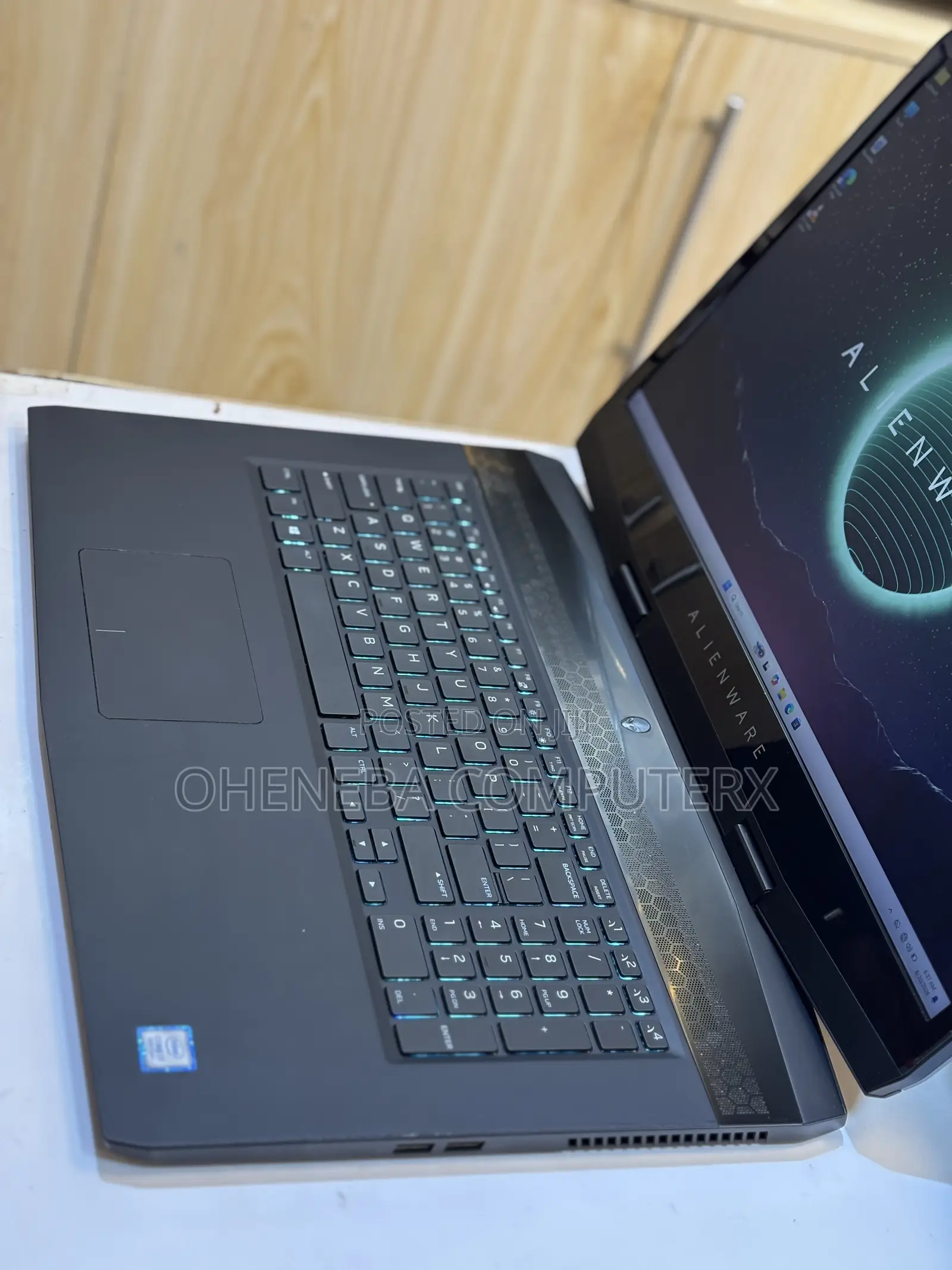 Laptop Dell Allienware M18 R1 16GB Intel Core i7 SSD 512GB