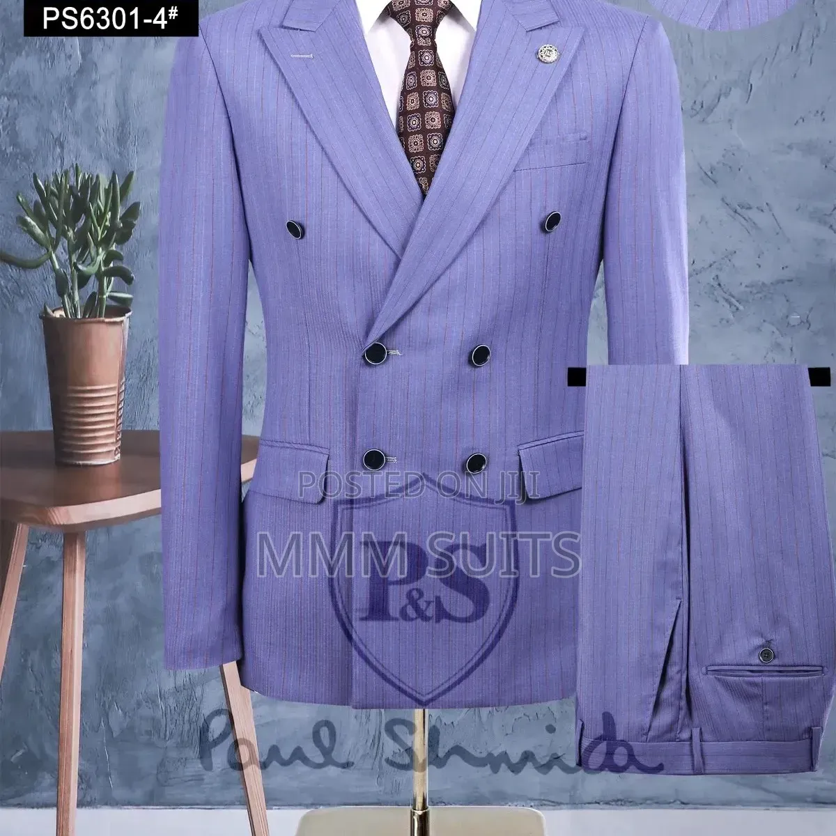 Classic and Elegant 2-Piece Double-Breasted Men's Suit With Tiny Strip