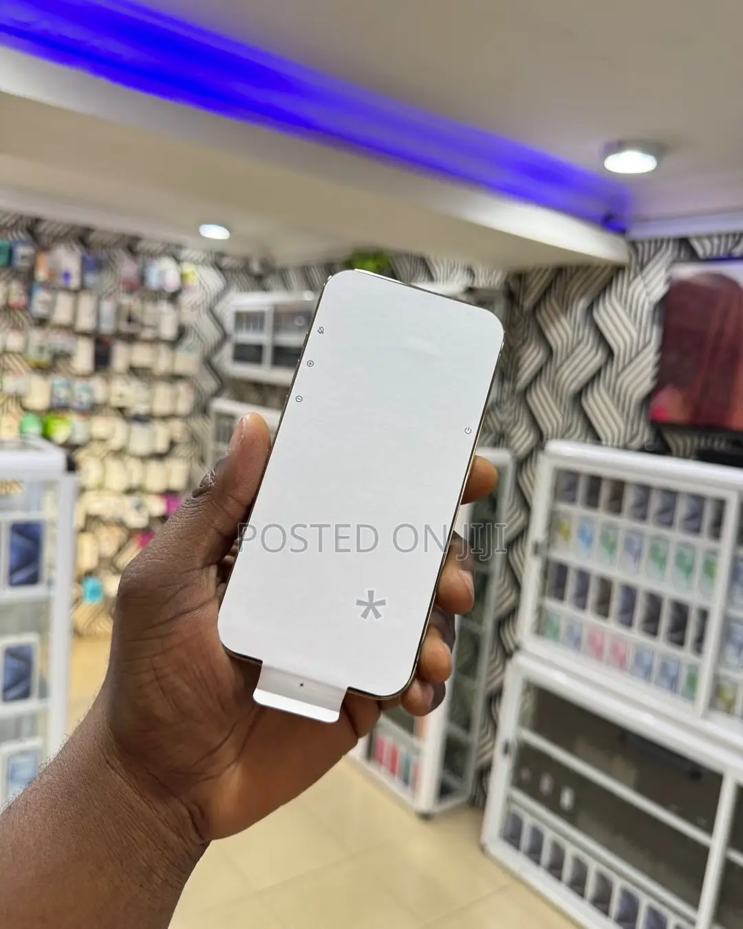 Apple iPhone 16 Pro Max 256 GB Gold