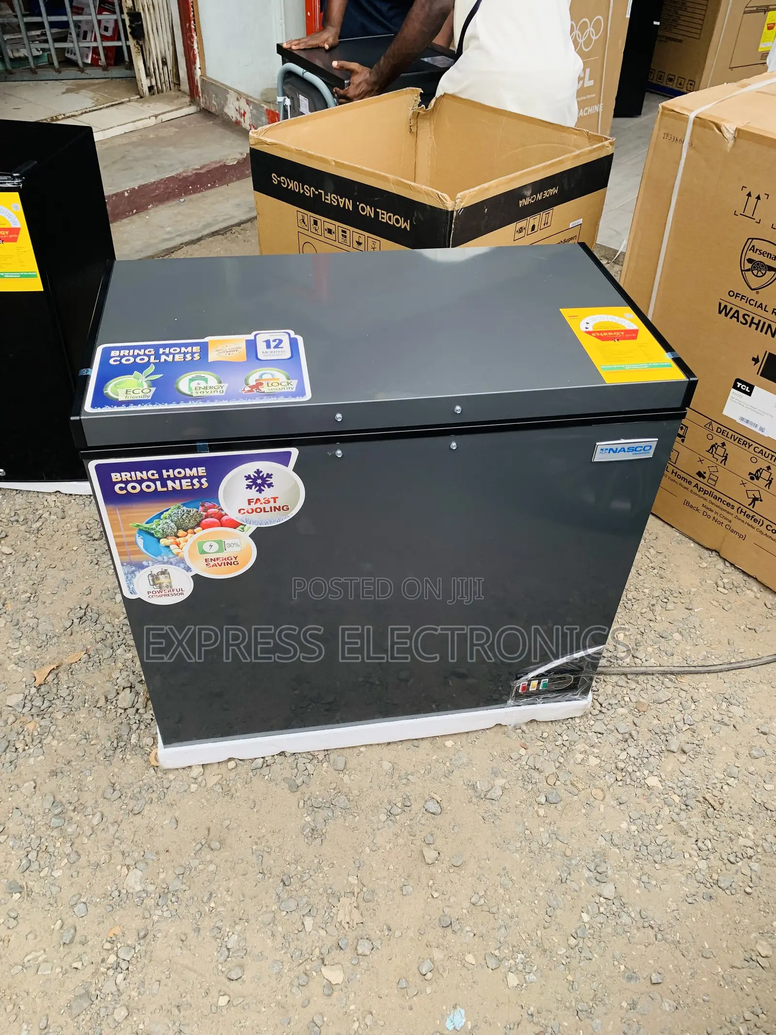 Nasco NAS-250FL Chest Freezer - 200 Litres Silver