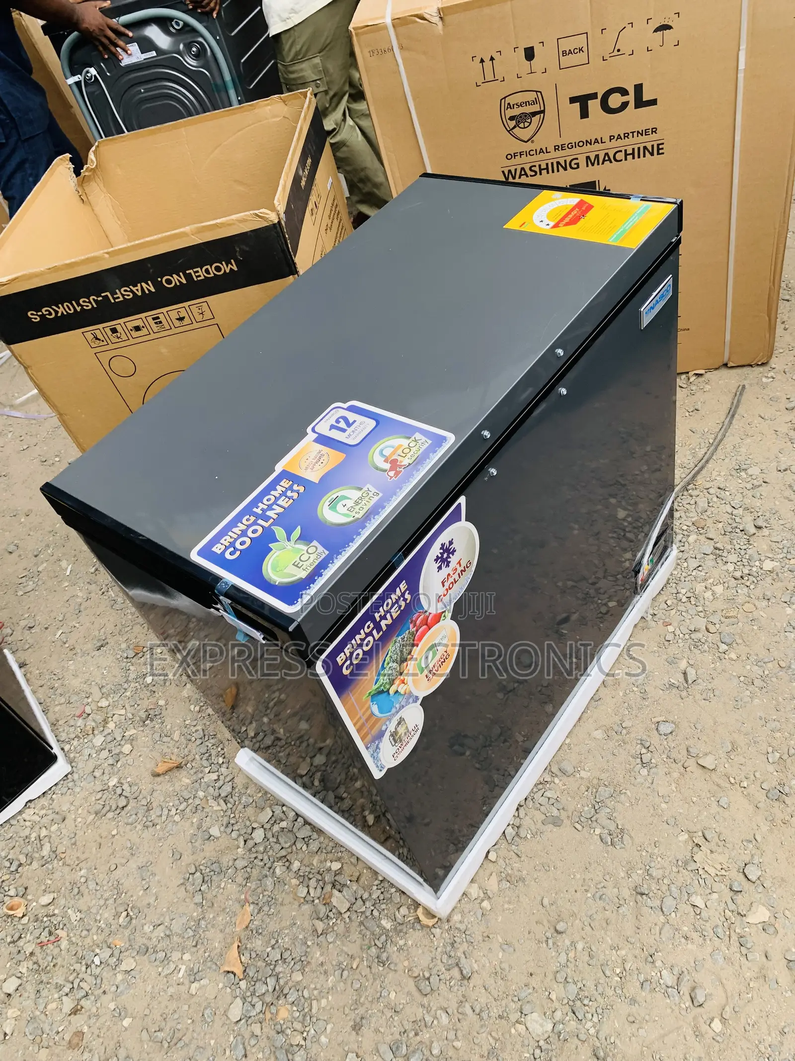 High Quality Nasco NAS-250FL Chest Freezer - 200 Litres Silver
