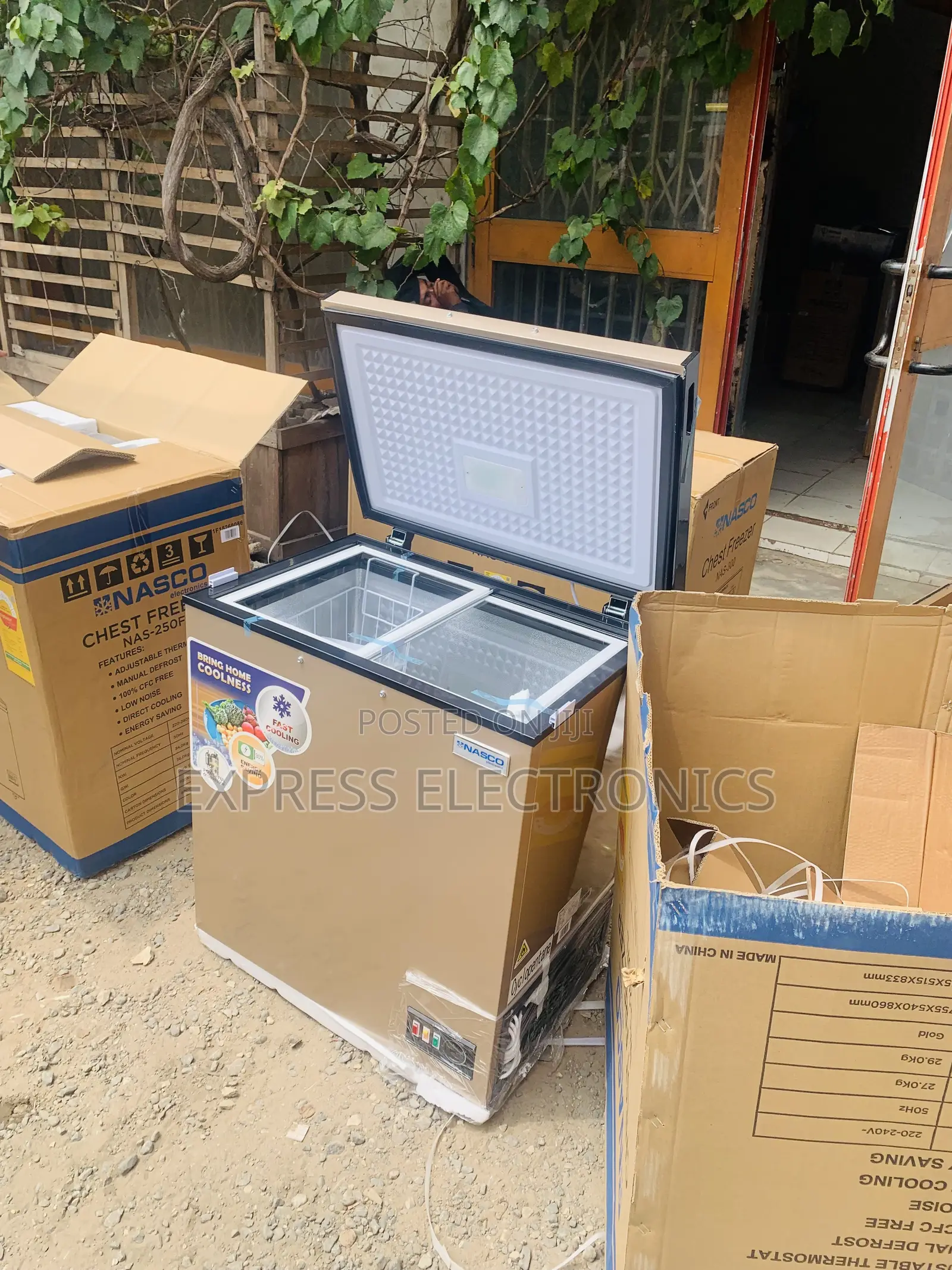 Lovely New Single Door Nasco 150L Chest Freezer (NAS-200FL-G)