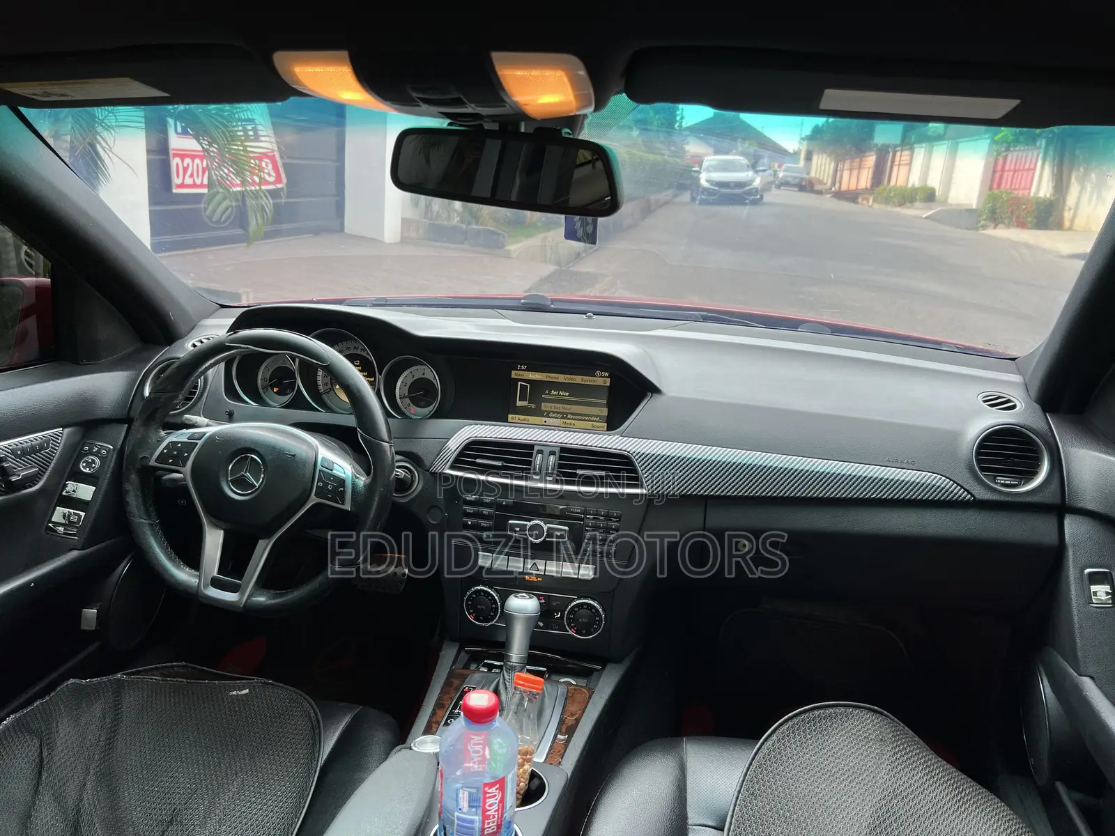 Mercedes-Benz C250 2012 Red
