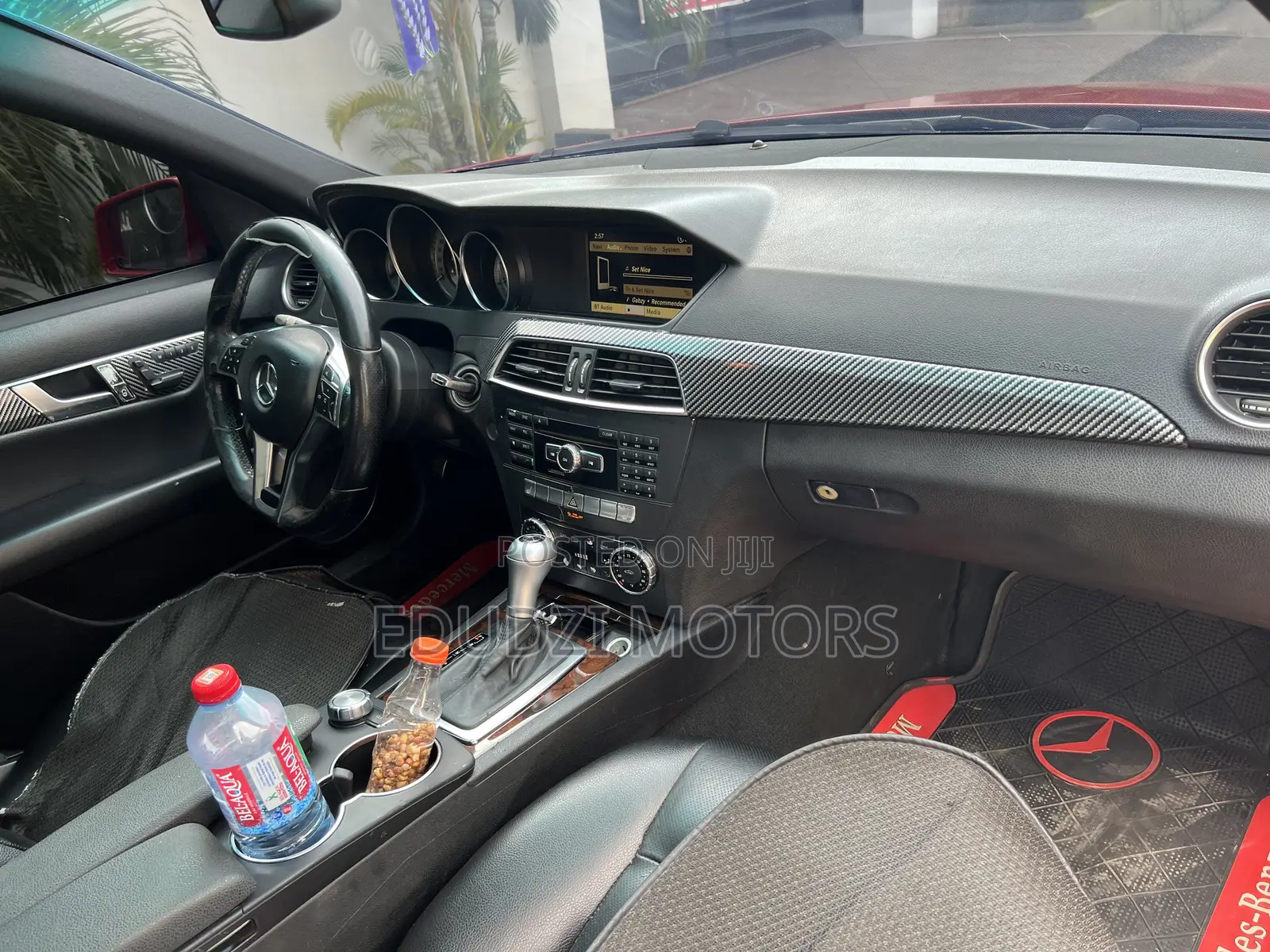 Mercedes-Benz C250 2012 Red