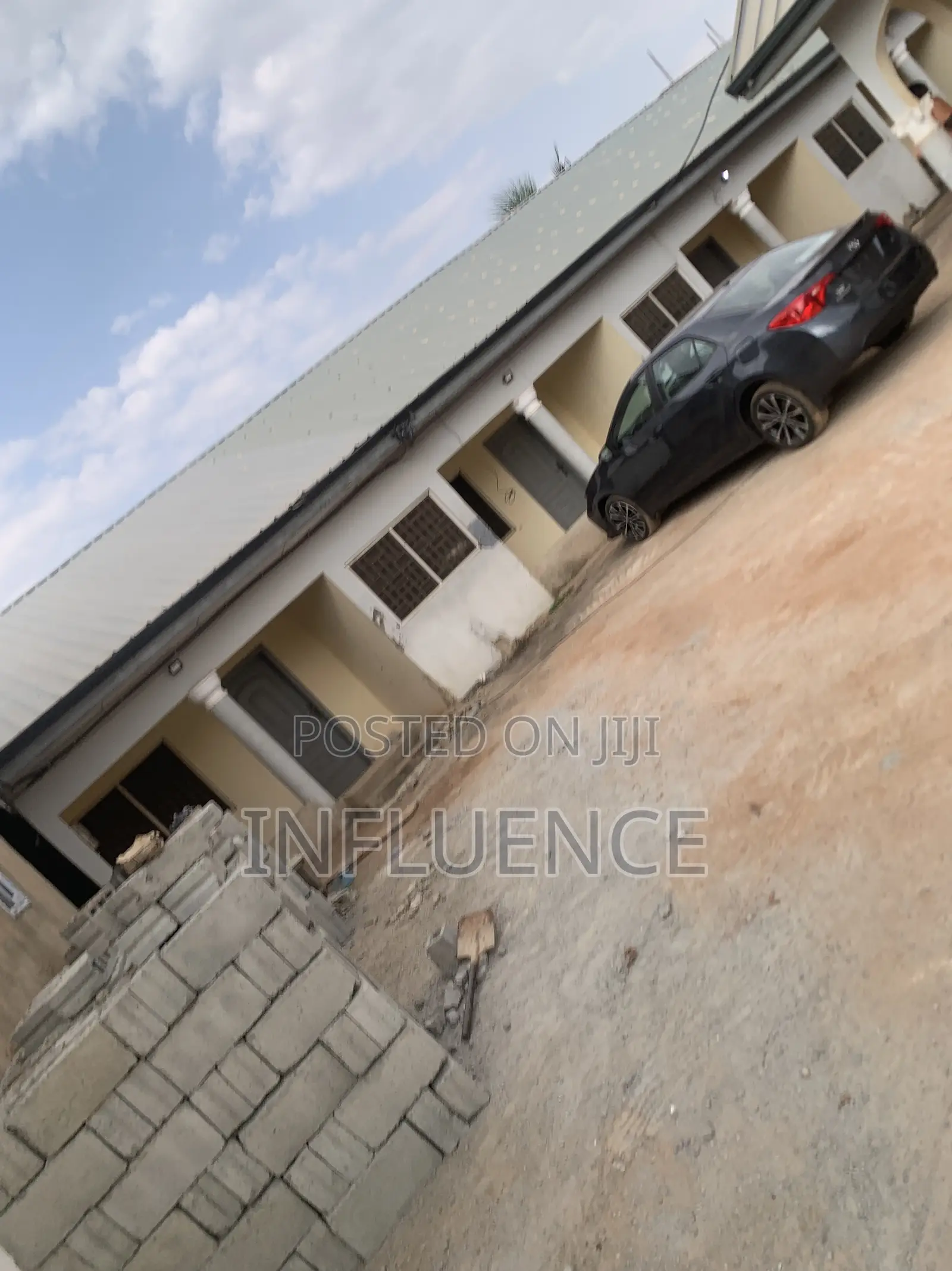 1bdrm Apartment in Lakeside, East Legon for rent