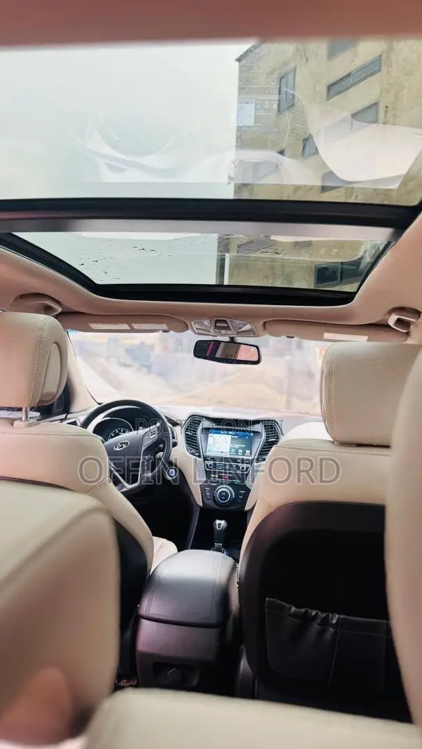 Hyundai Santa Fe SE AWD 2016 Burgundy