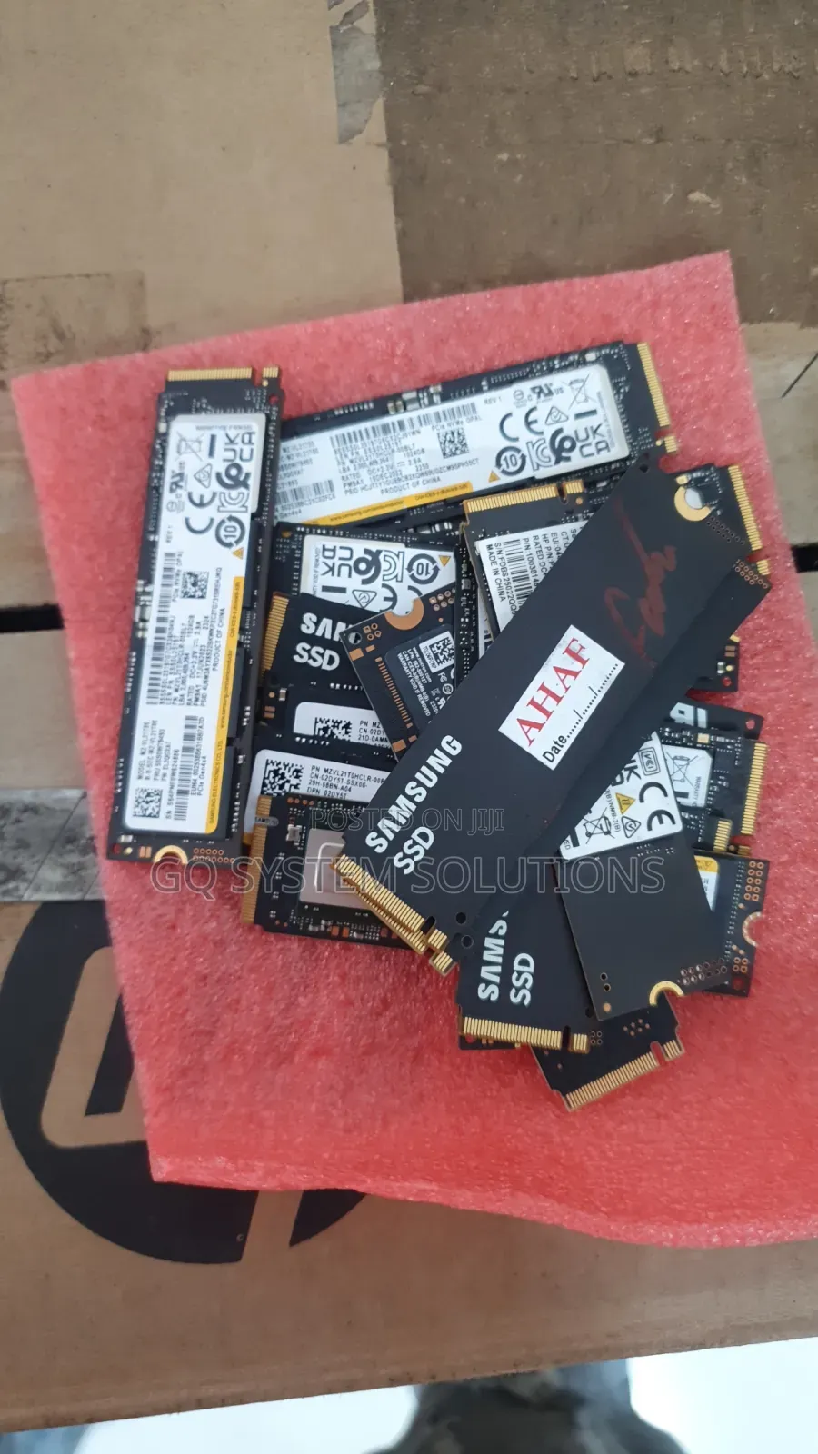 Pullout Samsung 1TB SSD
