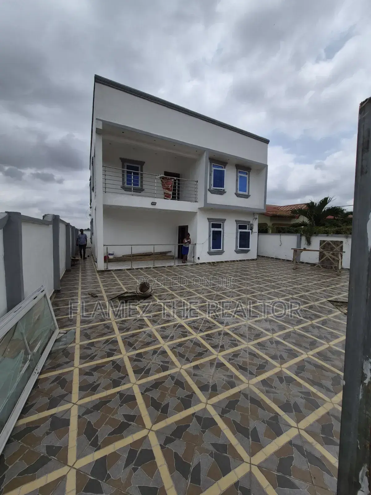 3bdrm Duplex in Electoral Village, Amasaman for sale