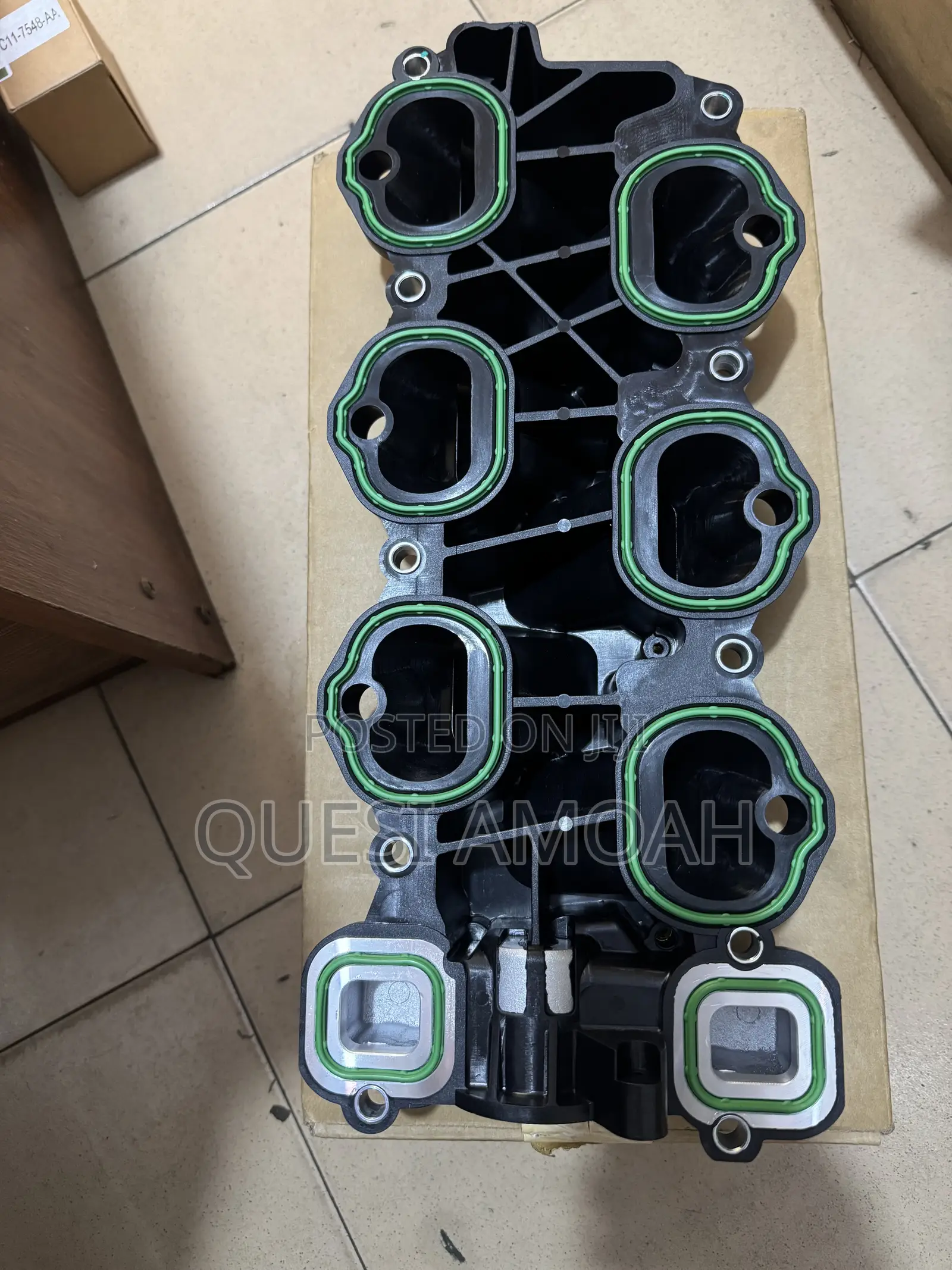 Ford Explorer.5L Intake Manifold.