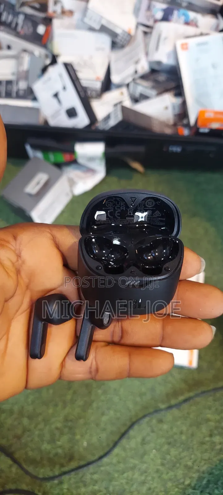 JBL Tune Flex Earbud