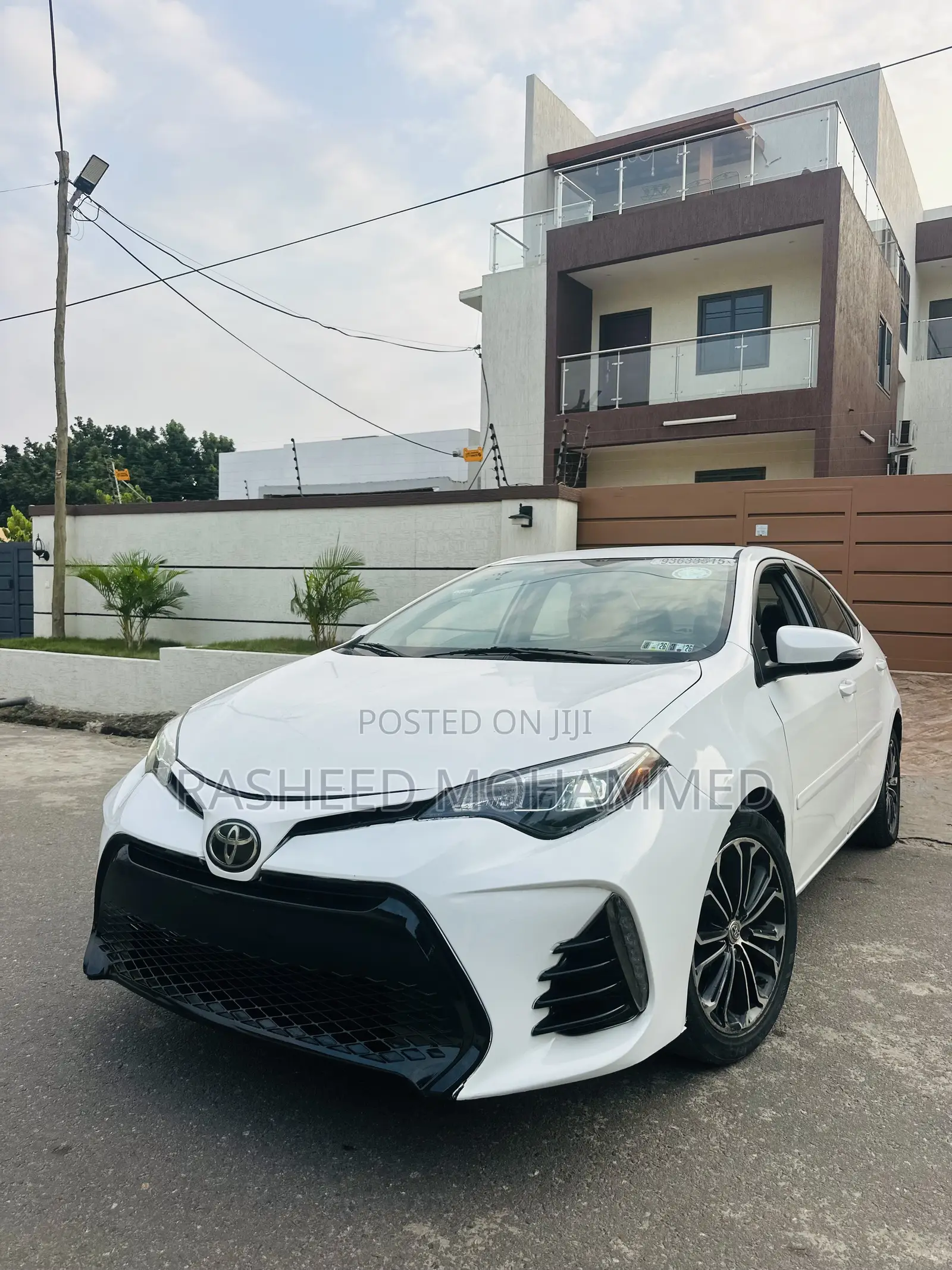 Toyota Corolla S 4dr Sedan (1.8L 4cyl CVT) 2016 White