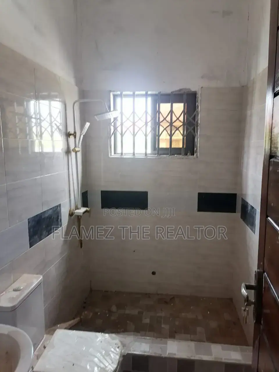 3bdrm House in Opah Estate, Amasaman for sale