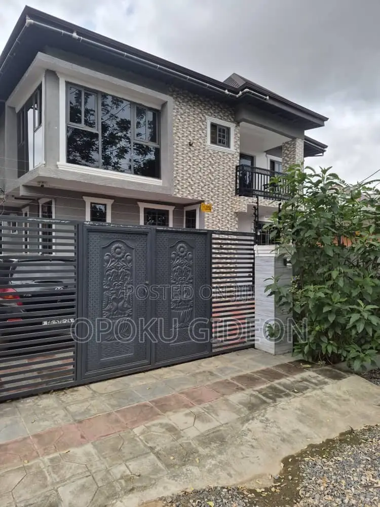 4bdrm House in Macedonia, Amasaman for sale