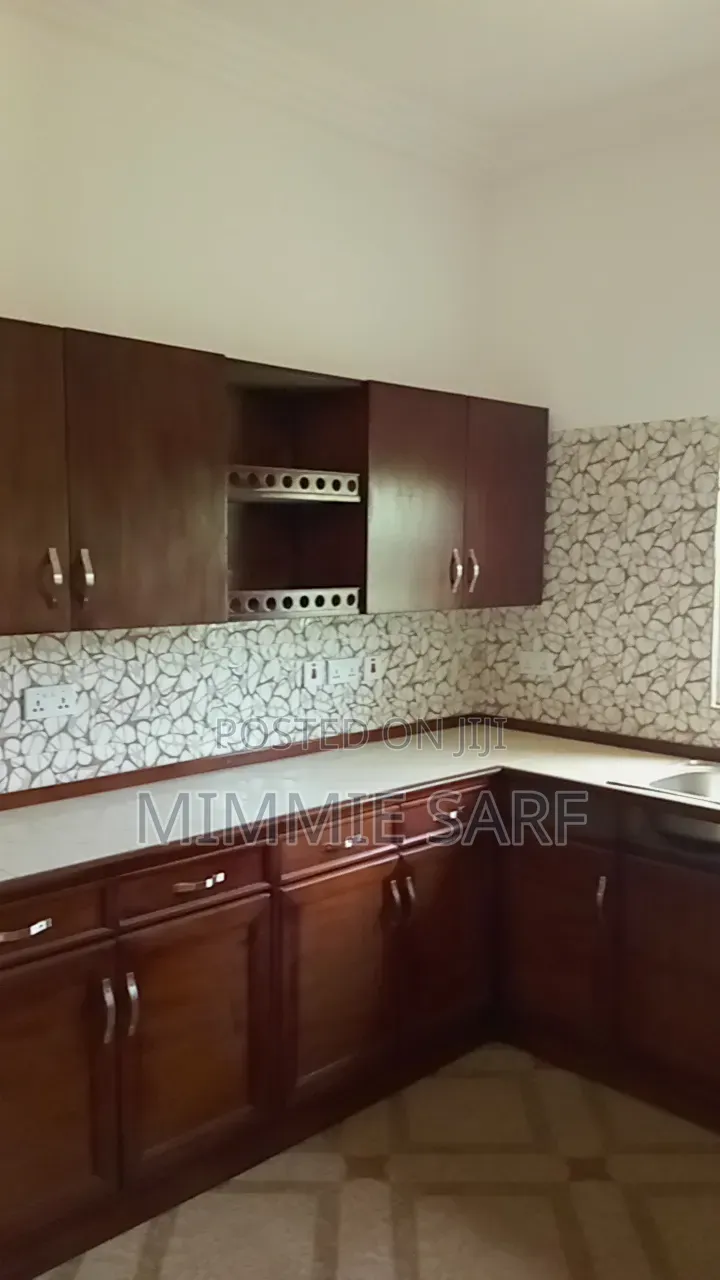2bdrm Apartment in Marikey, Frafraha for rent