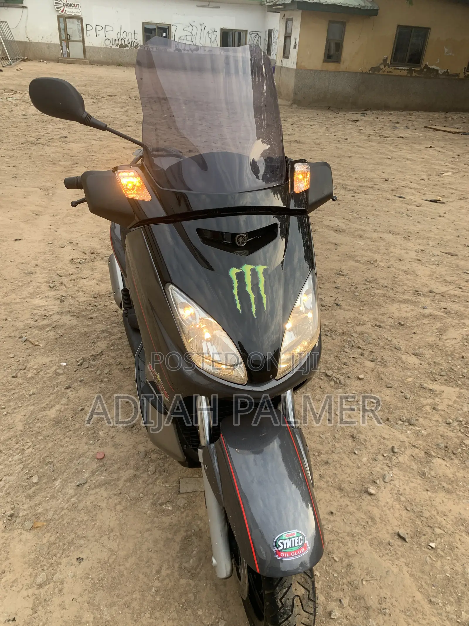 Yamaha Majesty 2024 Black