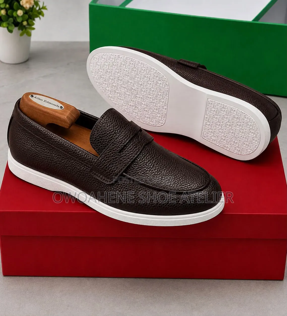 Brown Pebble-Grain Leather Penny Loafers With a Contrasting