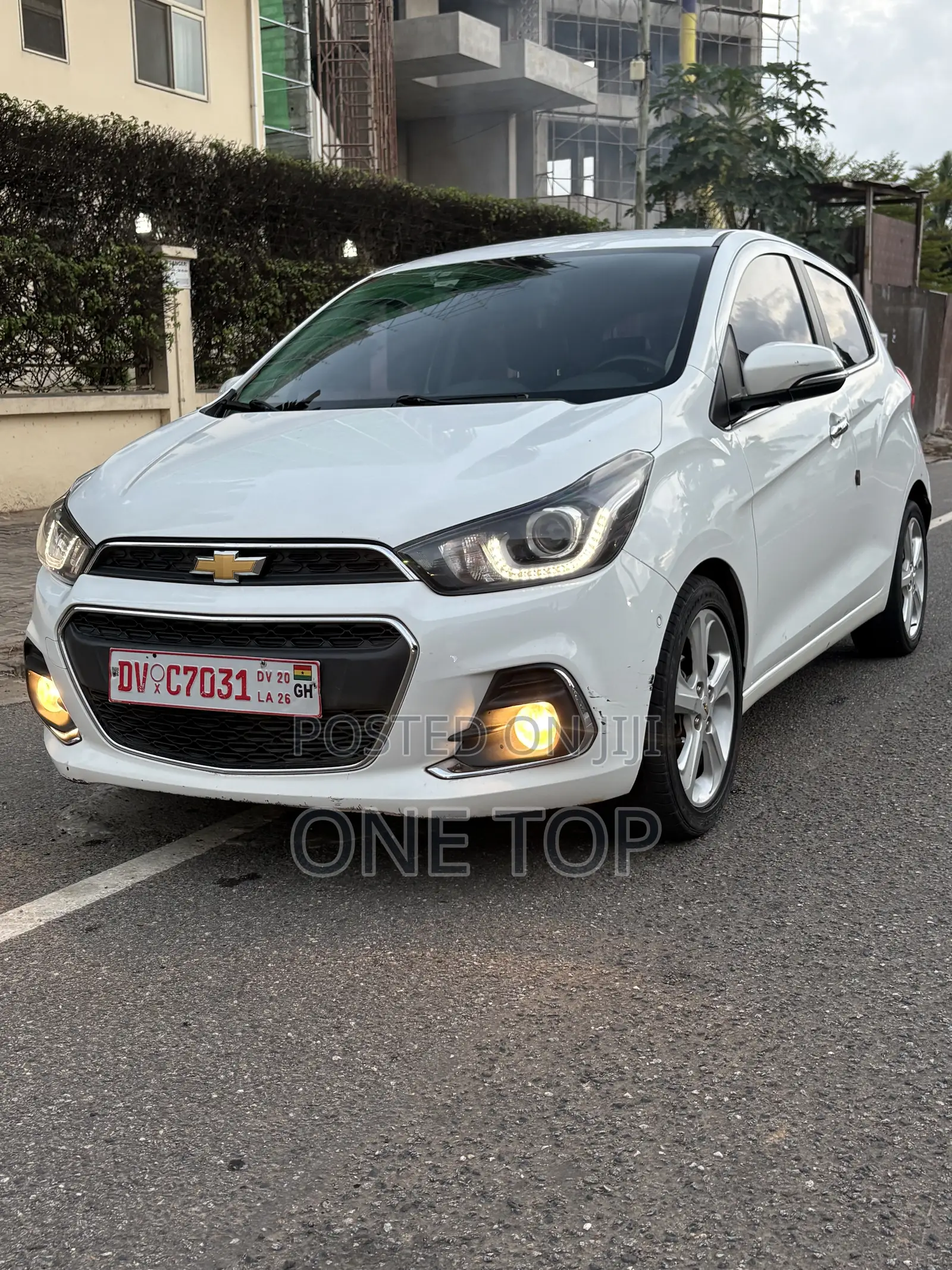 Chevrolet Spark LS 4dr Hatchback (1.2L 4cyl CVT) 2015 White