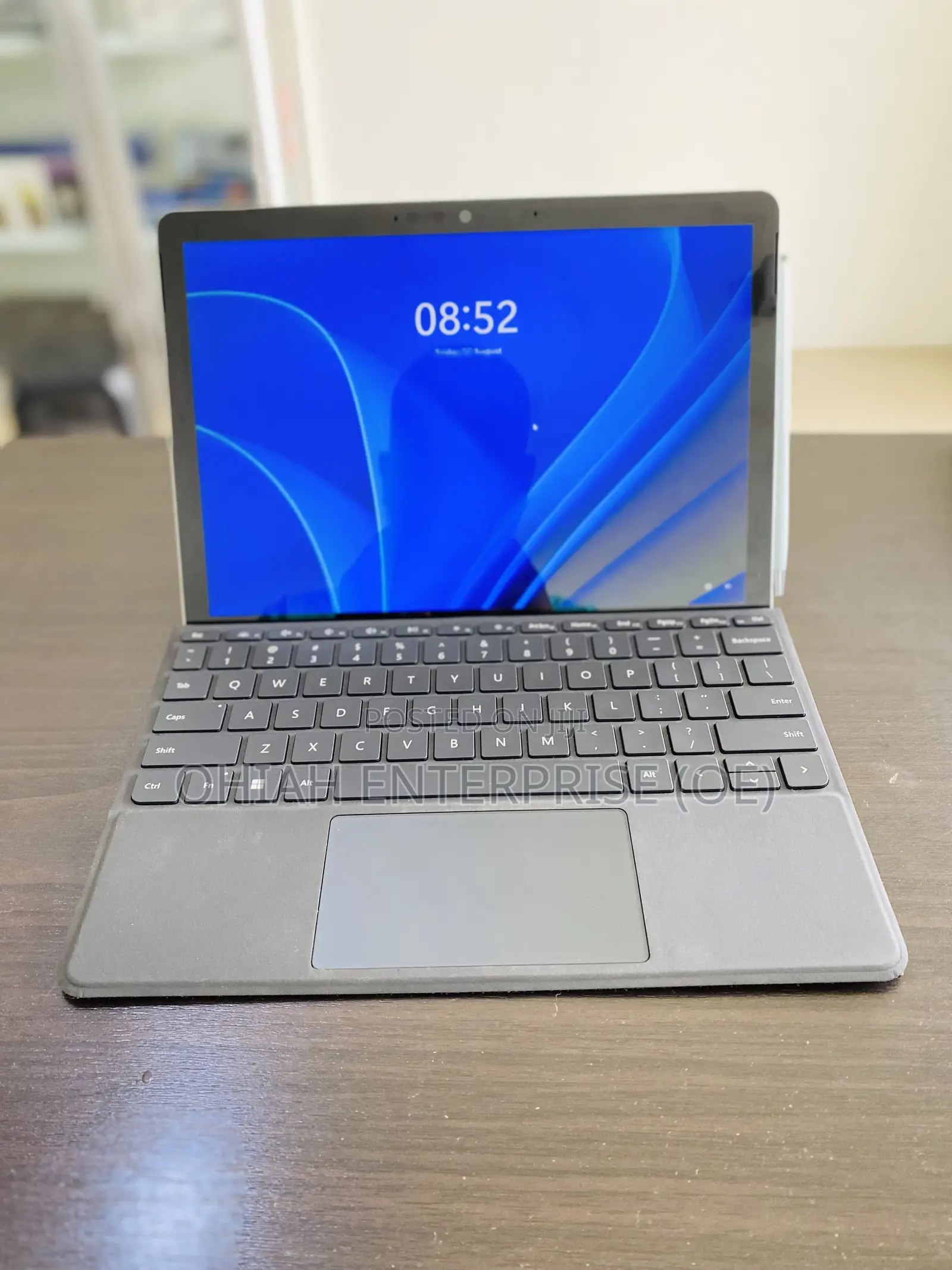 Laptop Microsoft Surface Go 3 8GB Intel Pentium SSD 128GB
