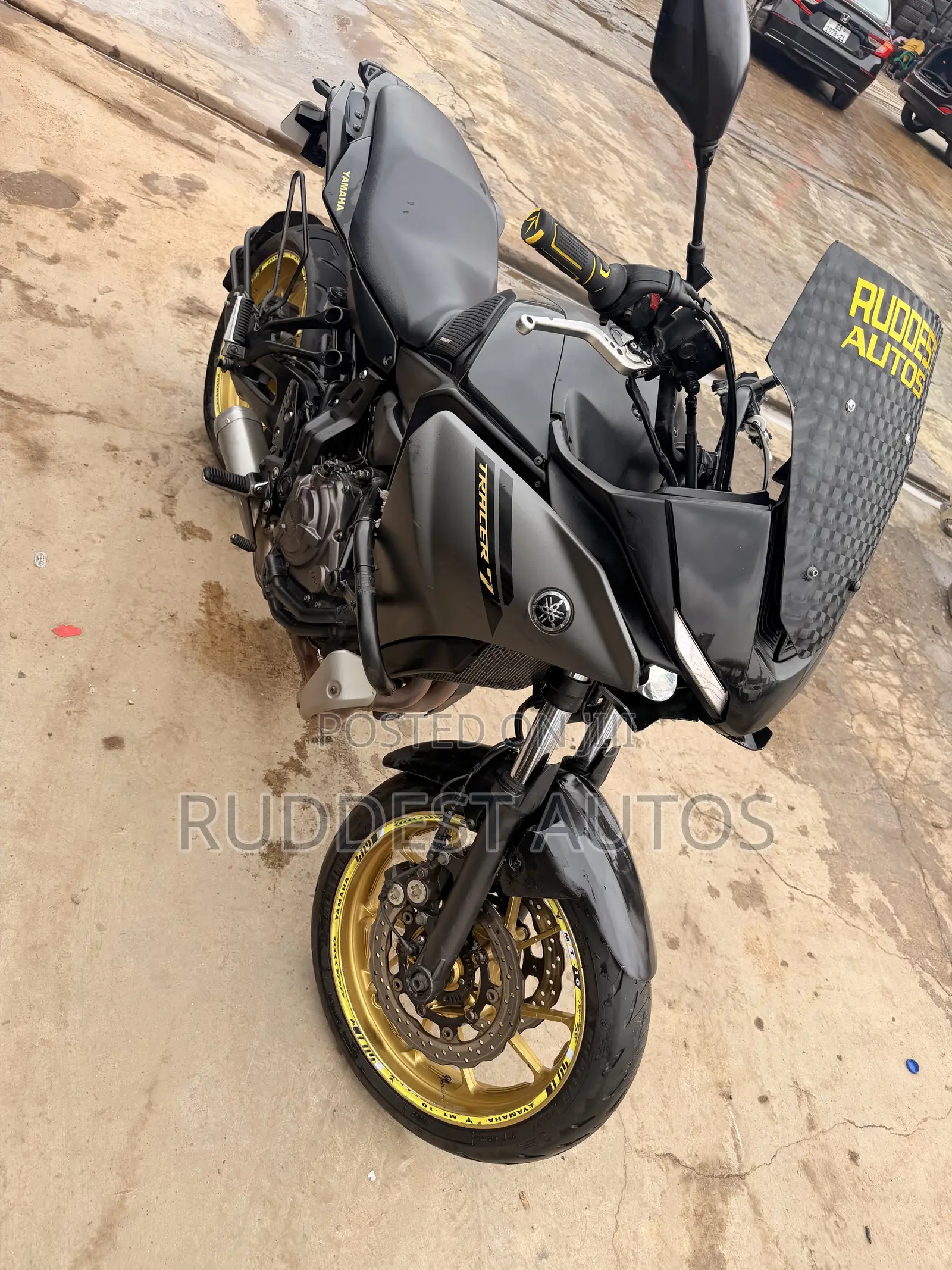 Yamaha 2021 Black