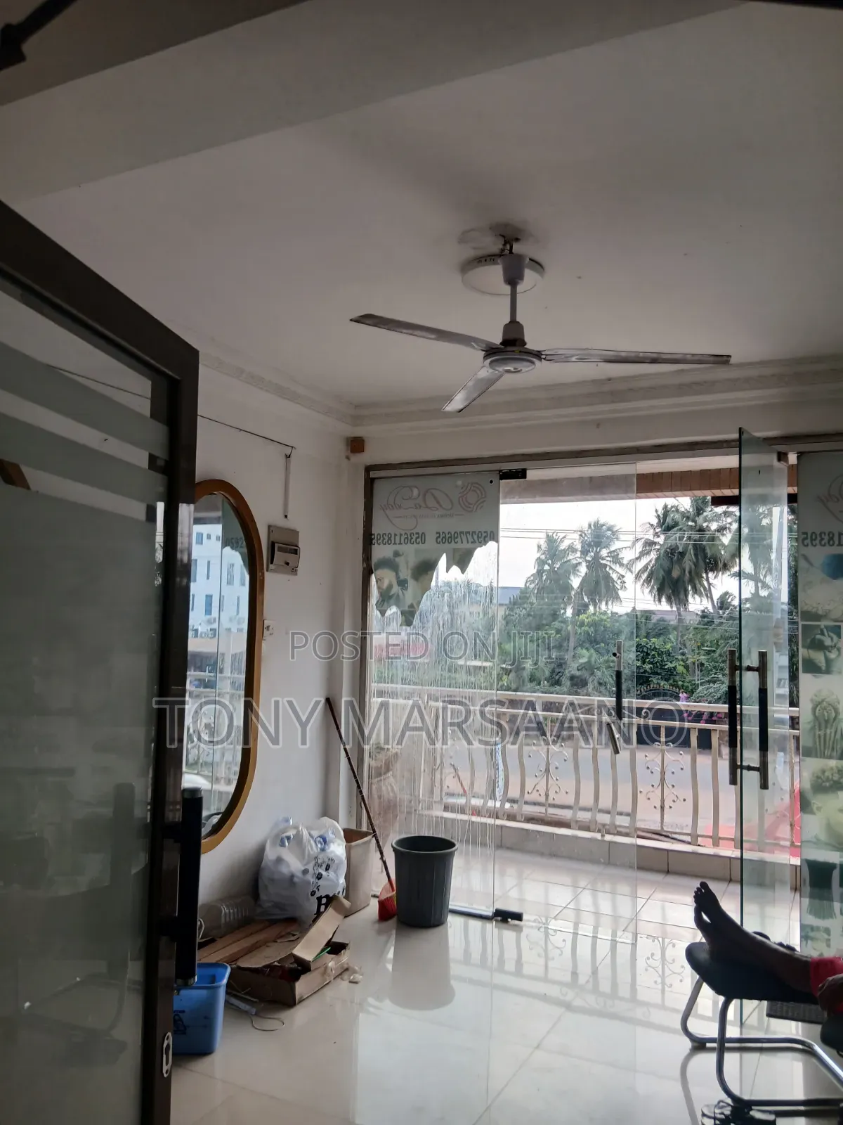 Double Shop for Rent at Westlegon